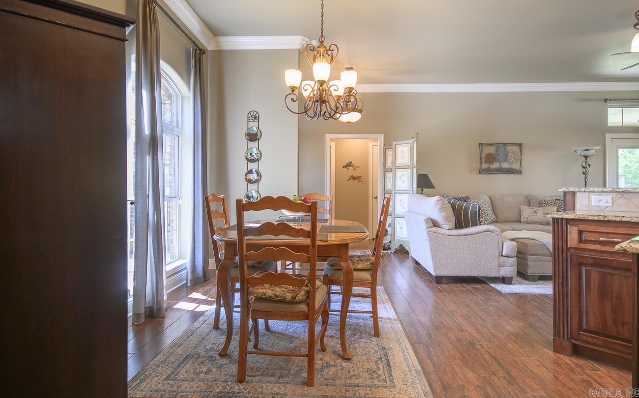 Riales - Residential