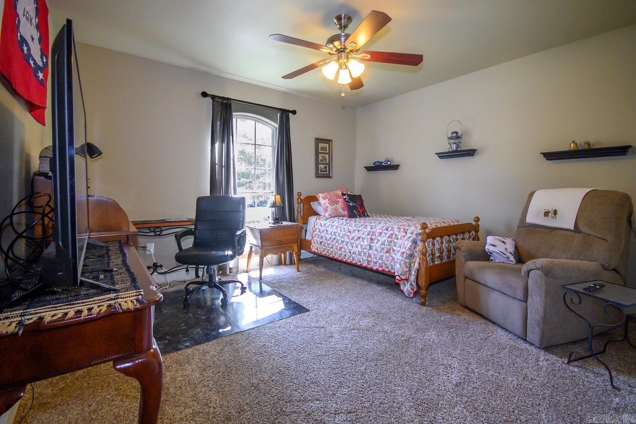 Riales - Residential