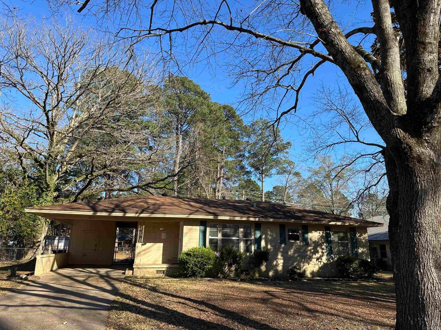 Fall in LOVE with Walnut street  Imagine pulling up to a picturesque, tree-lined street where the sunlight filters through the canopy, leading you straight to the front door of your **forever home**. This enchanting 1,144 sq. ft. Ranch is more than just a house; it’s the backdrop for your family’s next best chapter.  ### The Heart of the Home  Step inside to find  newer Laminate flooring that flows seamlessly through every room, reflecting the natural light that pours through the picture windows. The **charming, sun-drenched kitchen** filled with new cabinets is the soul of the house—perfect for slow Sunday mornings and holiday baking. To make life even sweeter, the **washer and dryer are included**, ensuring a seamless move-in.   With **three nice sized bedrooms**, there is a sanctuary for every family member.   Outside, the **expansive fenced in yard** beckons—a lush, green canvas for summer garden parties, children’s play, or quiet starlit evenings.  ---  **Property Highlights:**  * **Space:** 1,144 sq. ft. of thoughtfully designed living. * **Fresh:** New floors throughout, new fixtures, updated electrical. * **Setting:** Nestled on a quiet, scenic, family-friendly street.