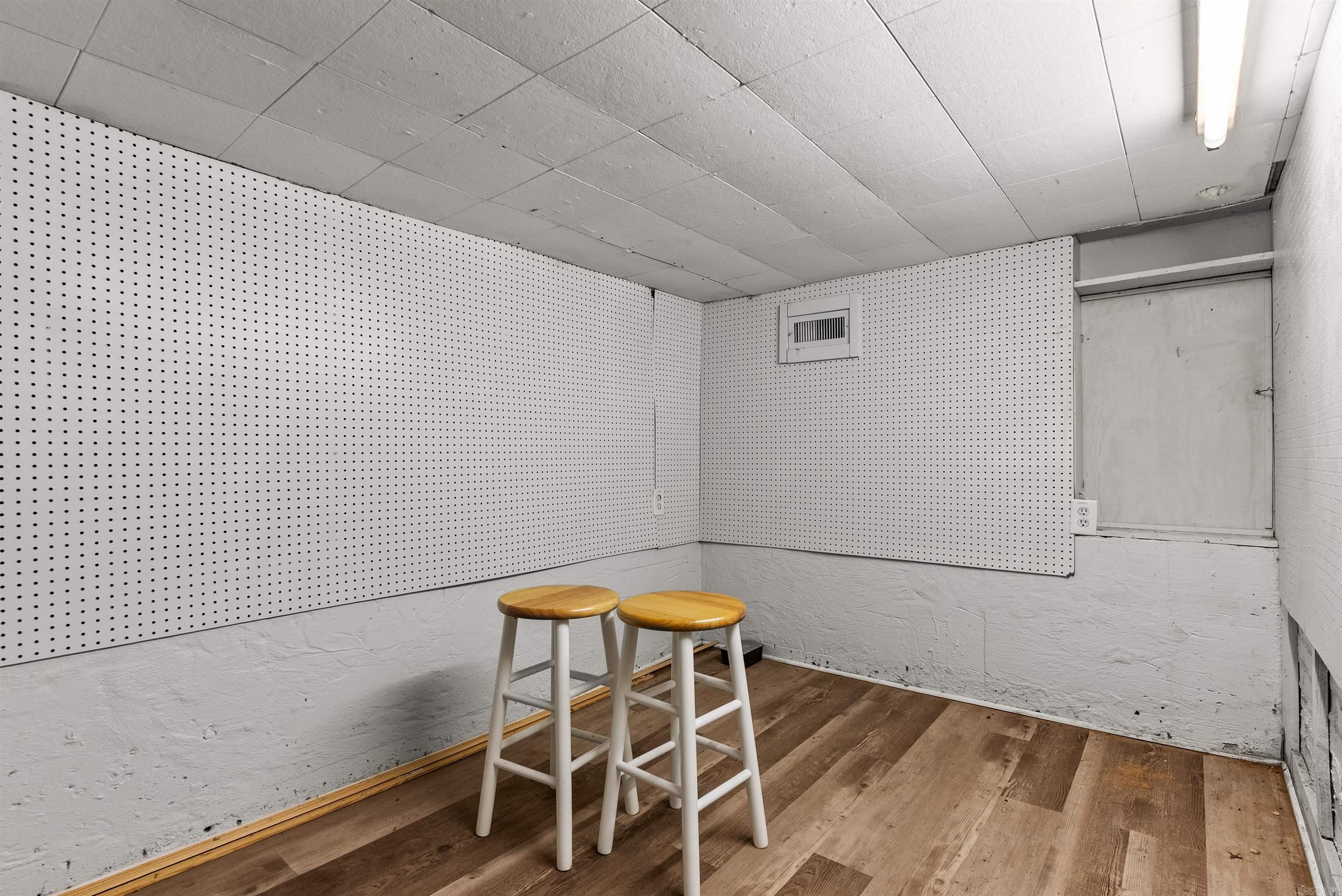 HEYDENS NLR HEIGHTS - Residential