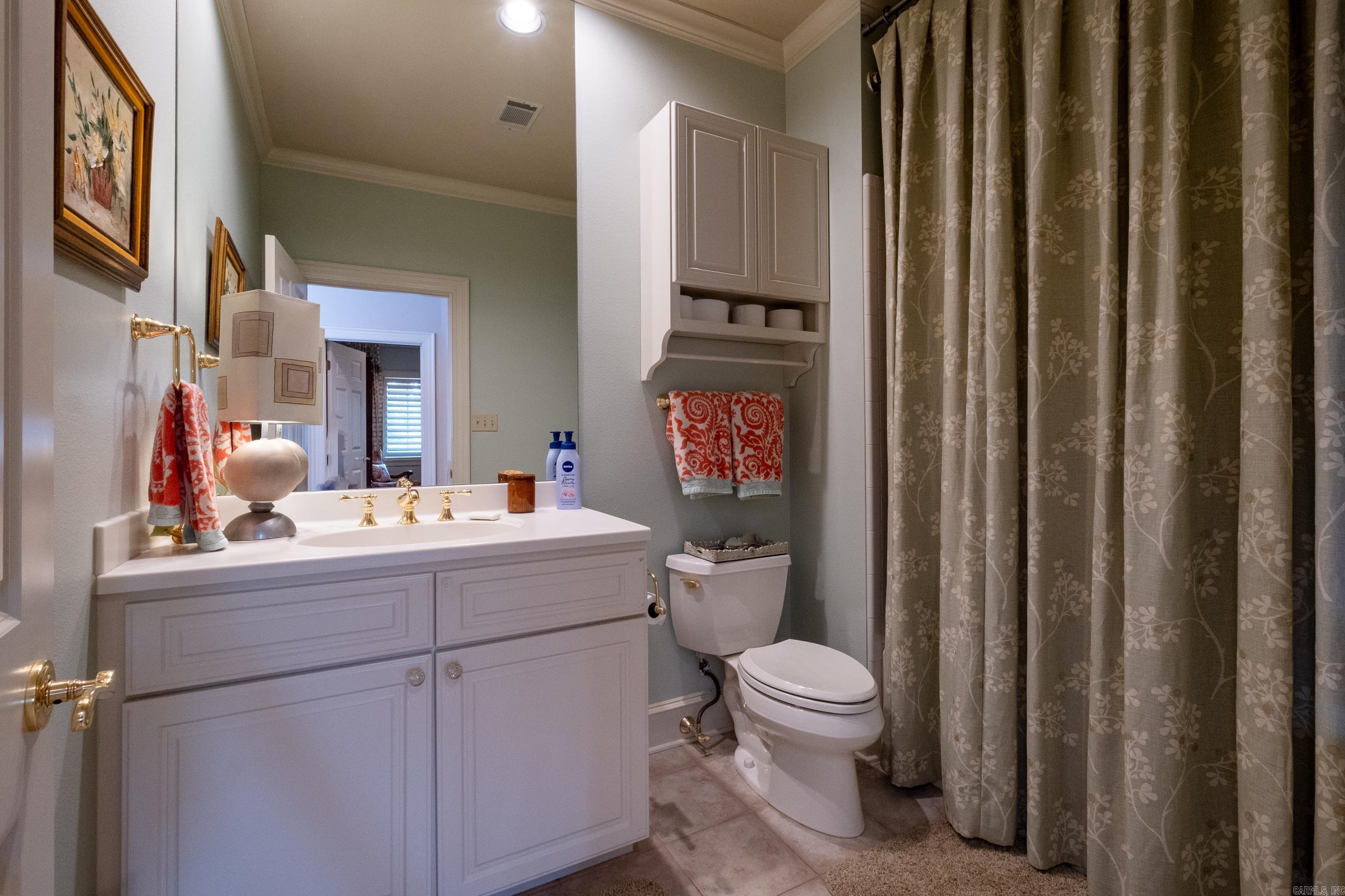 CHENAL VALLEY BRETAGNE CIRCLE - Residential