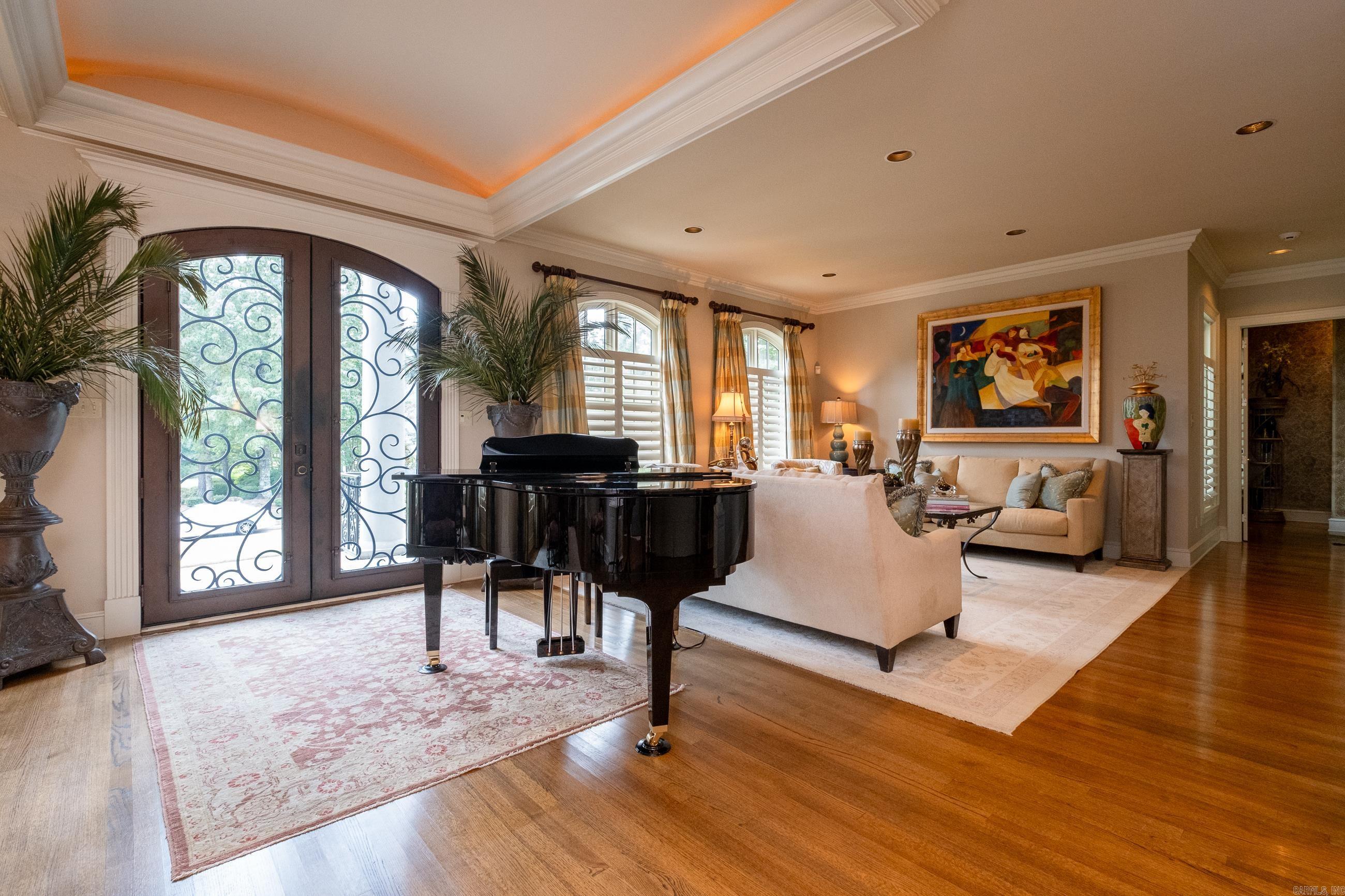 CHENAL VALLEY BRETAGNE CIRCLE - Residential