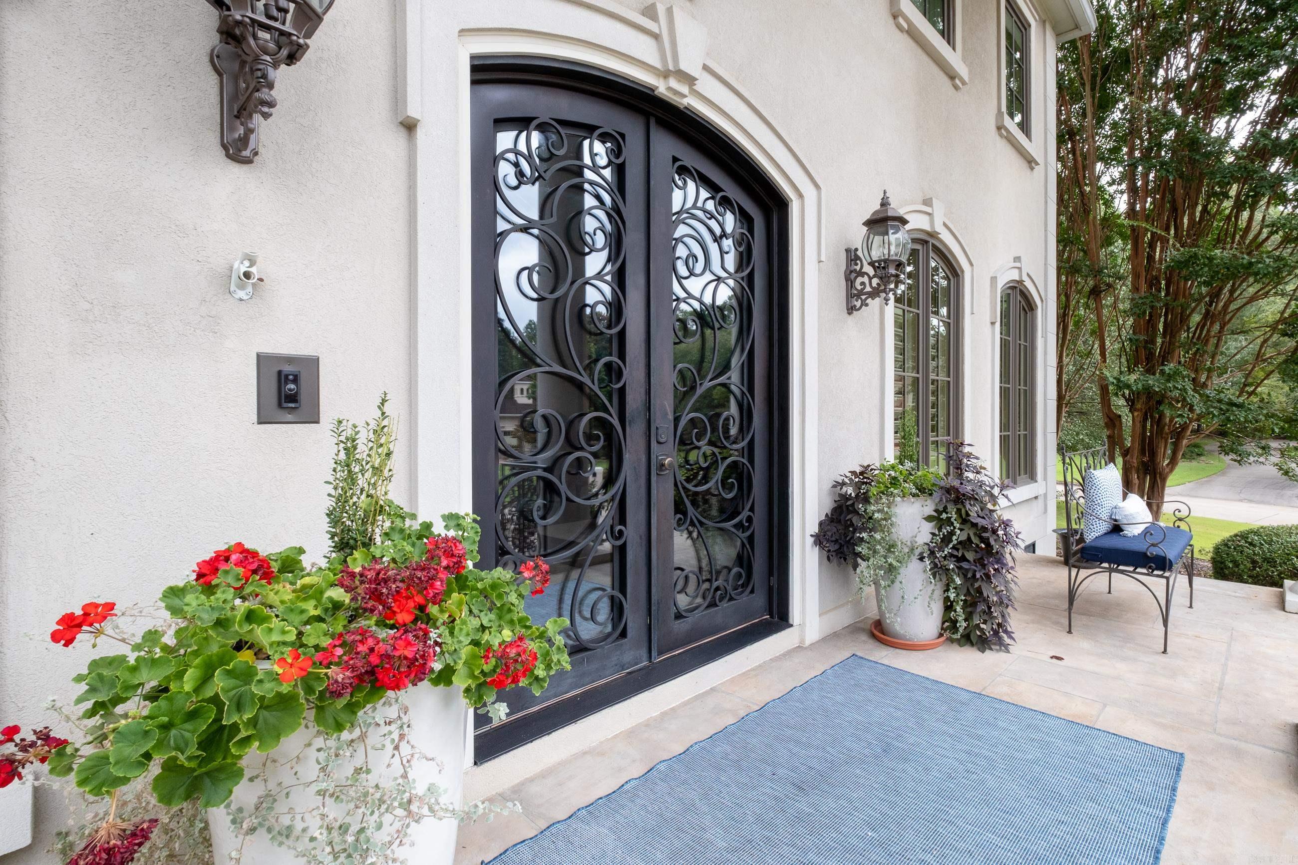 CHENAL VALLEY BRETAGNE CIRCLE - Residential