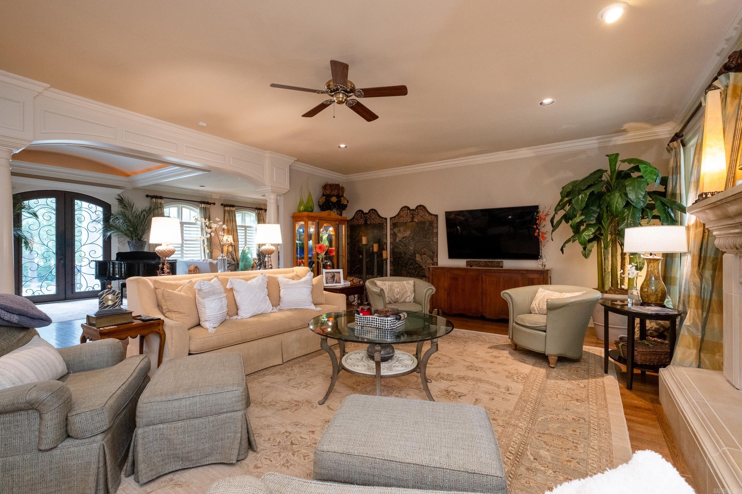 CHENAL VALLEY BRETAGNE CIRCLE - Residential