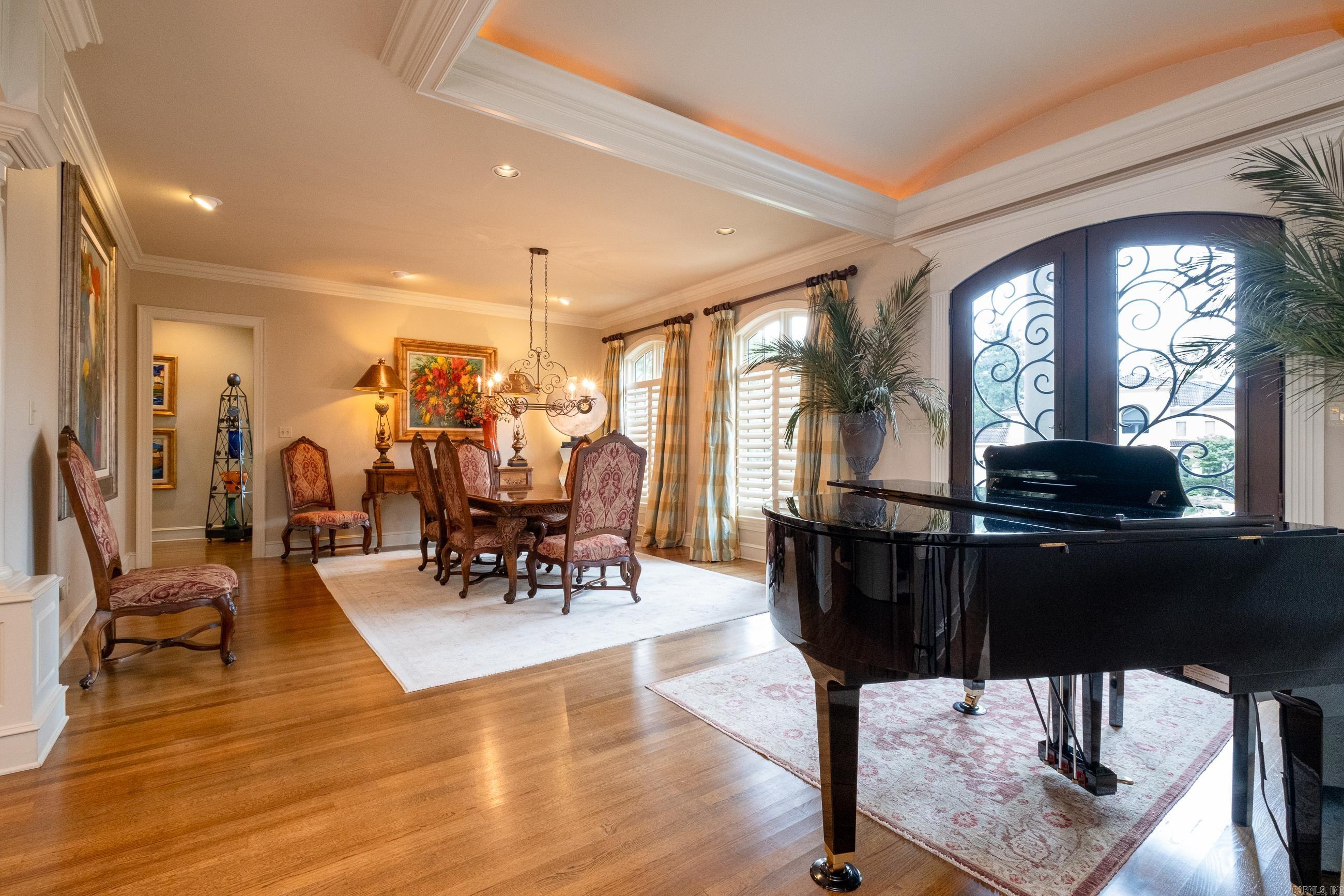 CHENAL VALLEY BRETAGNE CIRCLE - Residential