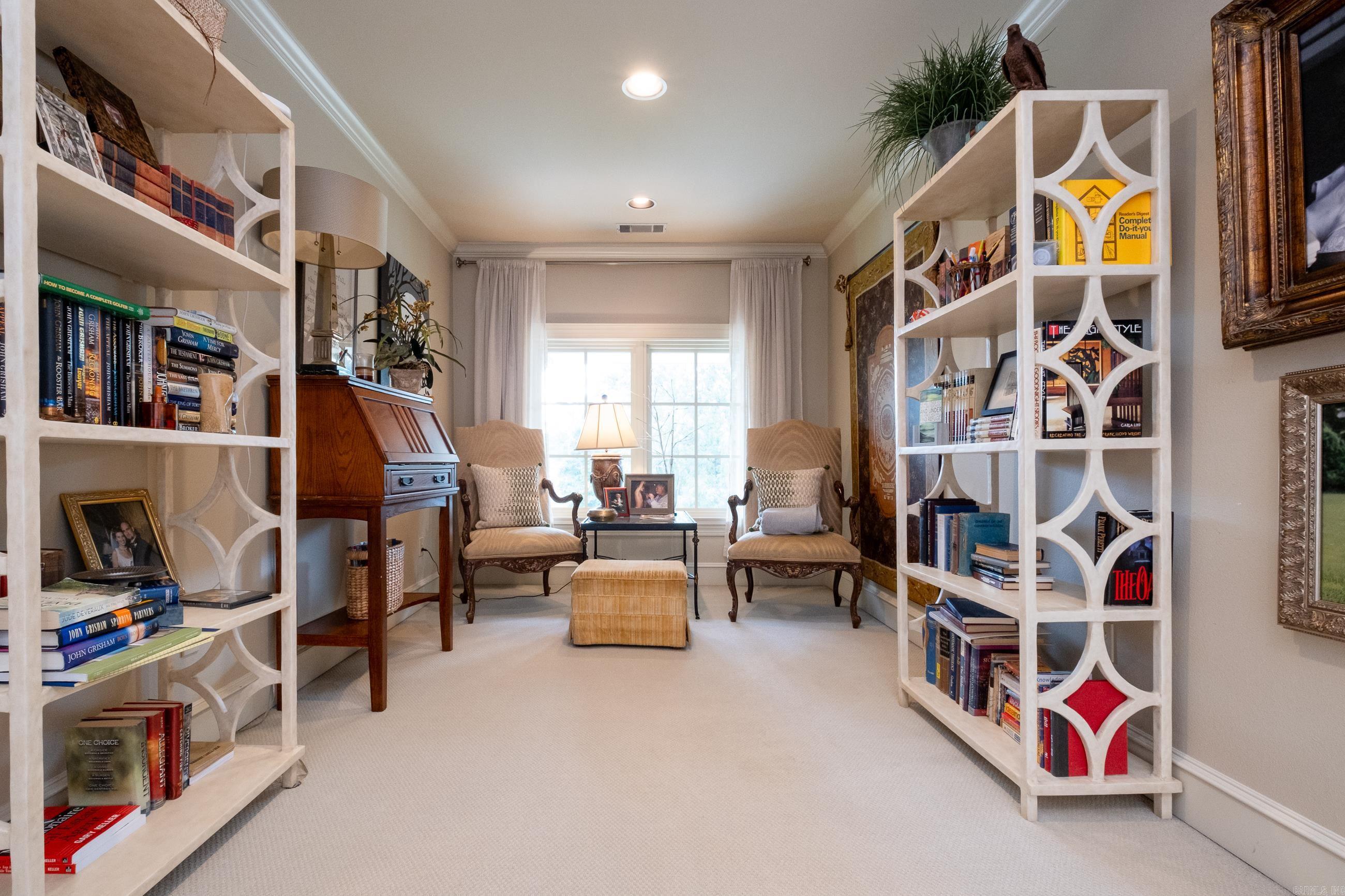 CHENAL VALLEY BRETAGNE CIRCLE - Residential