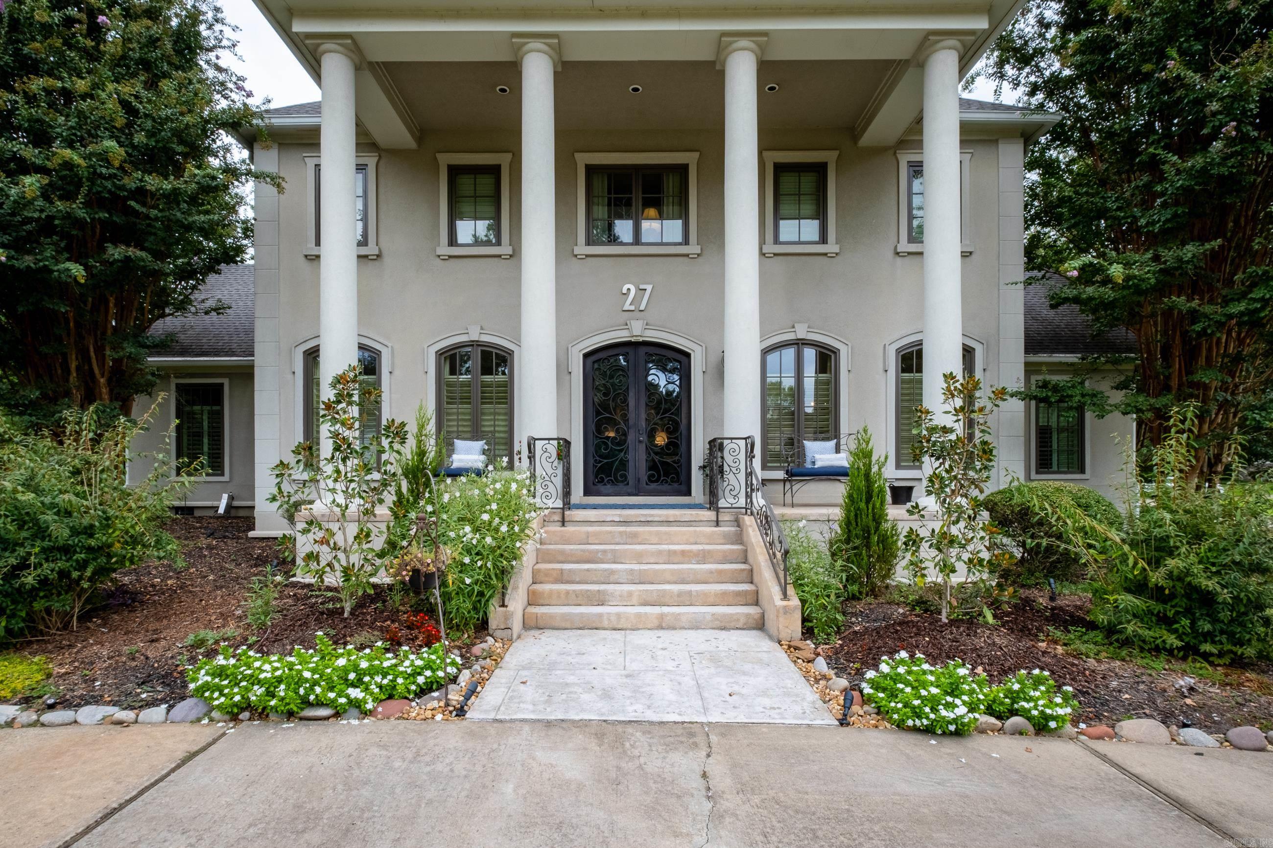 CHENAL VALLEY BRETAGNE CIRCLE - Residential