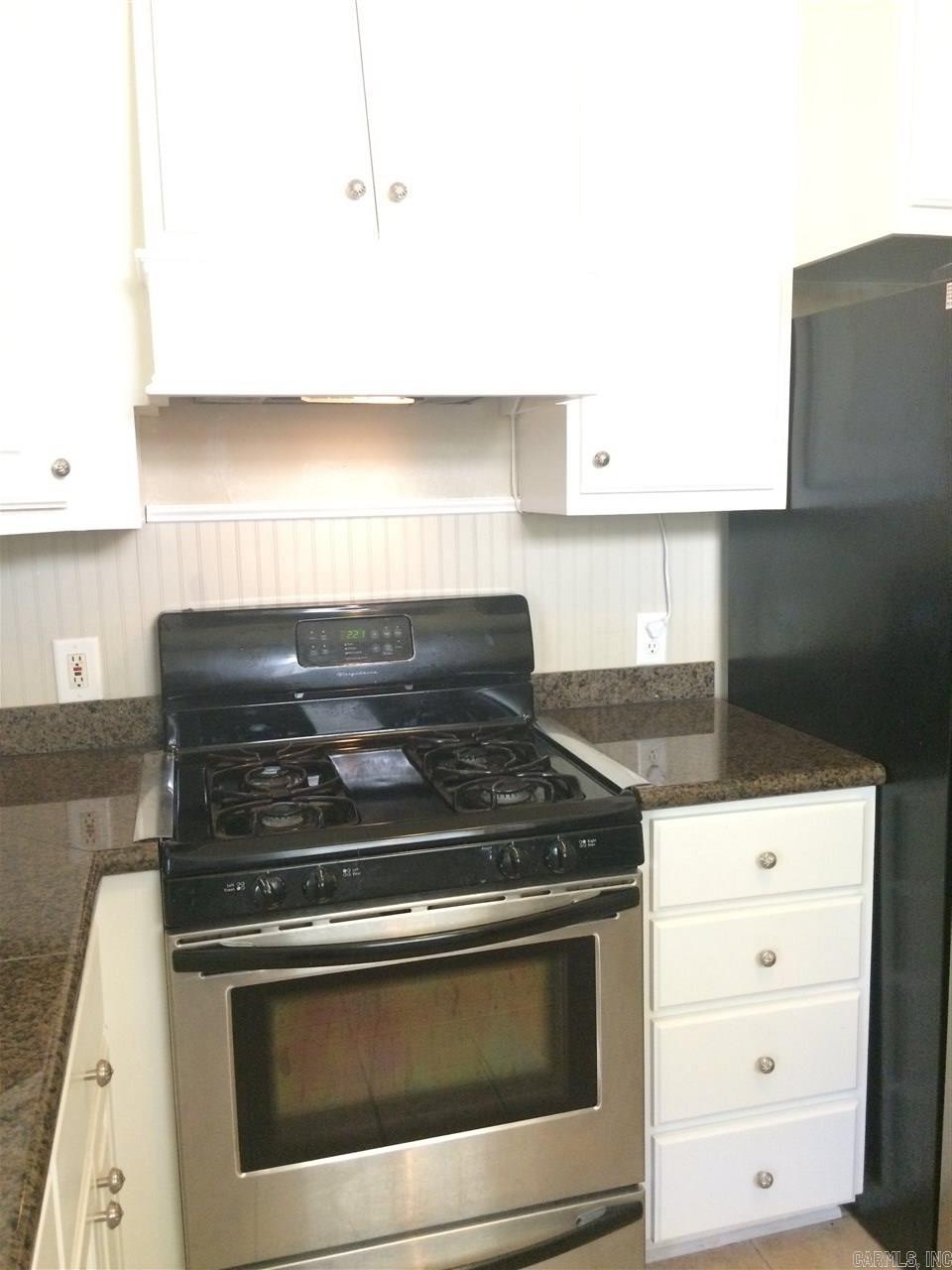 Hill Crest - Residential Lease