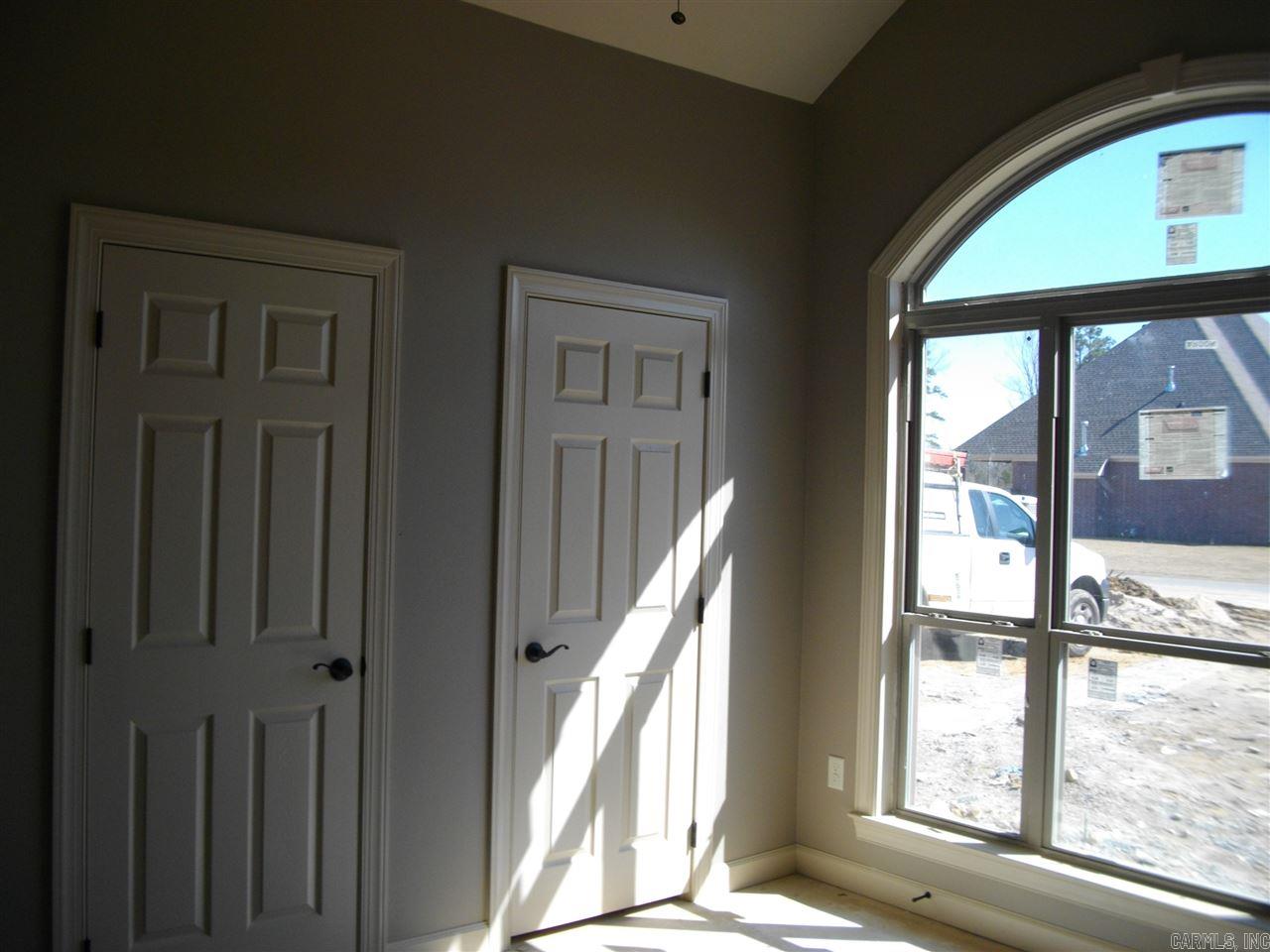 COUNTRY CLUB OF ARK THE - Residential