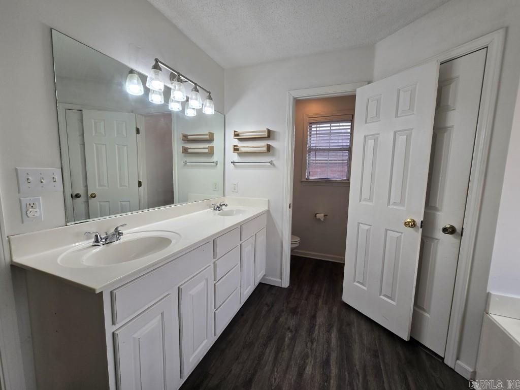 BAYOU VISTA ESTATES - Residential