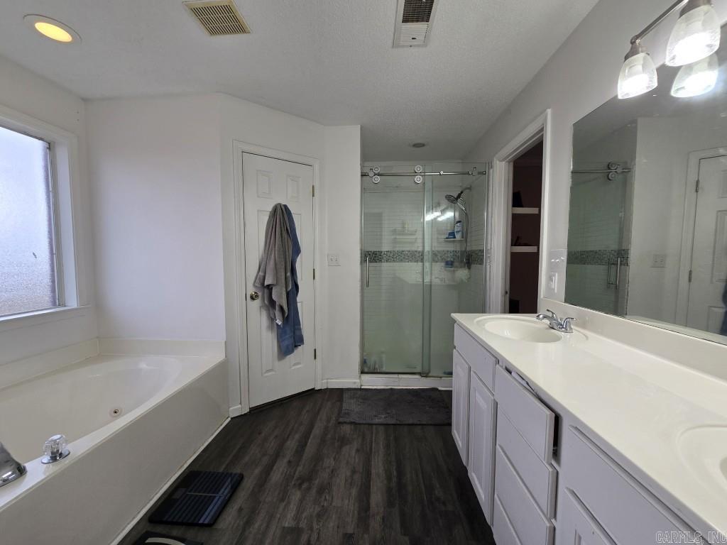 BAYOU VISTA ESTATES - Residential