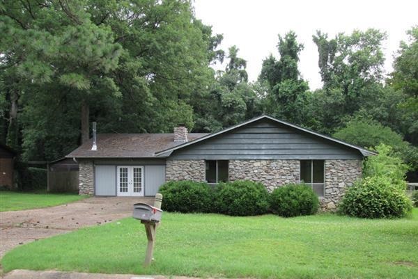 BLOOMFIELD HILLS - Residential