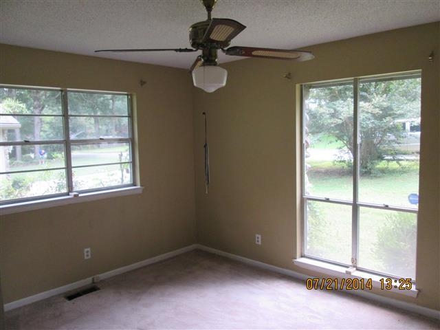 BLOOMFIELD HILLS - Residential