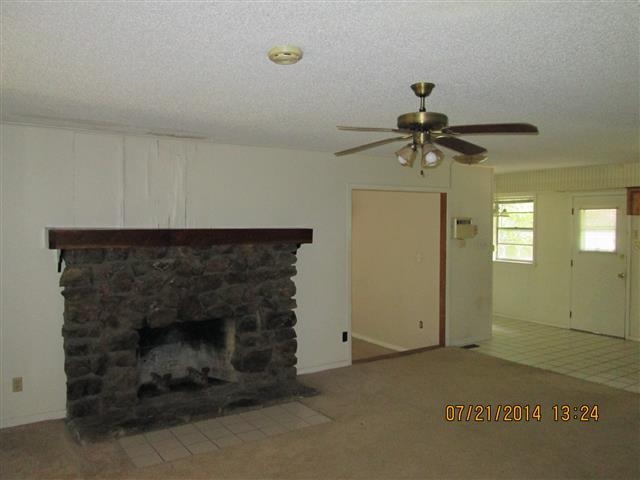 BLOOMFIELD HILLS - Residential