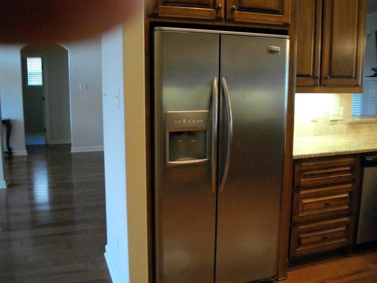 COUNTRY CLUB OF ARK THE - Residential