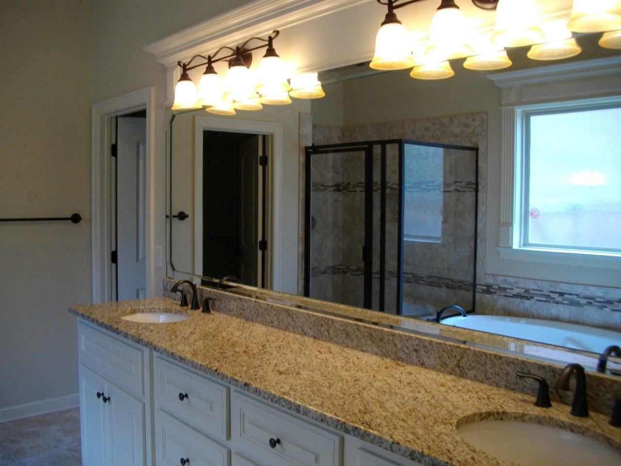 COUNTRY CLUB OF ARK THE - Residential