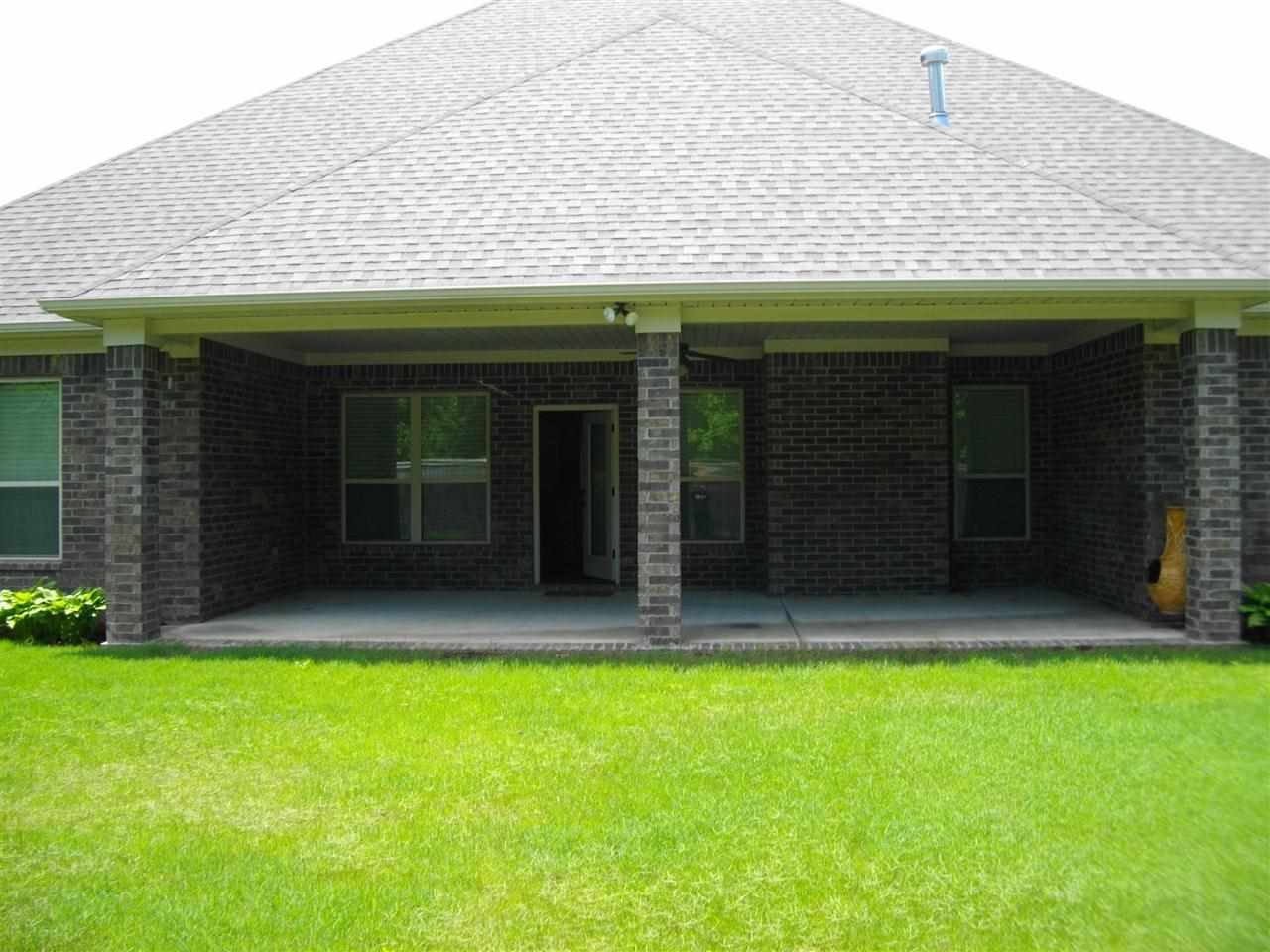 COUNTRY CLUB OF ARK THE - Residential