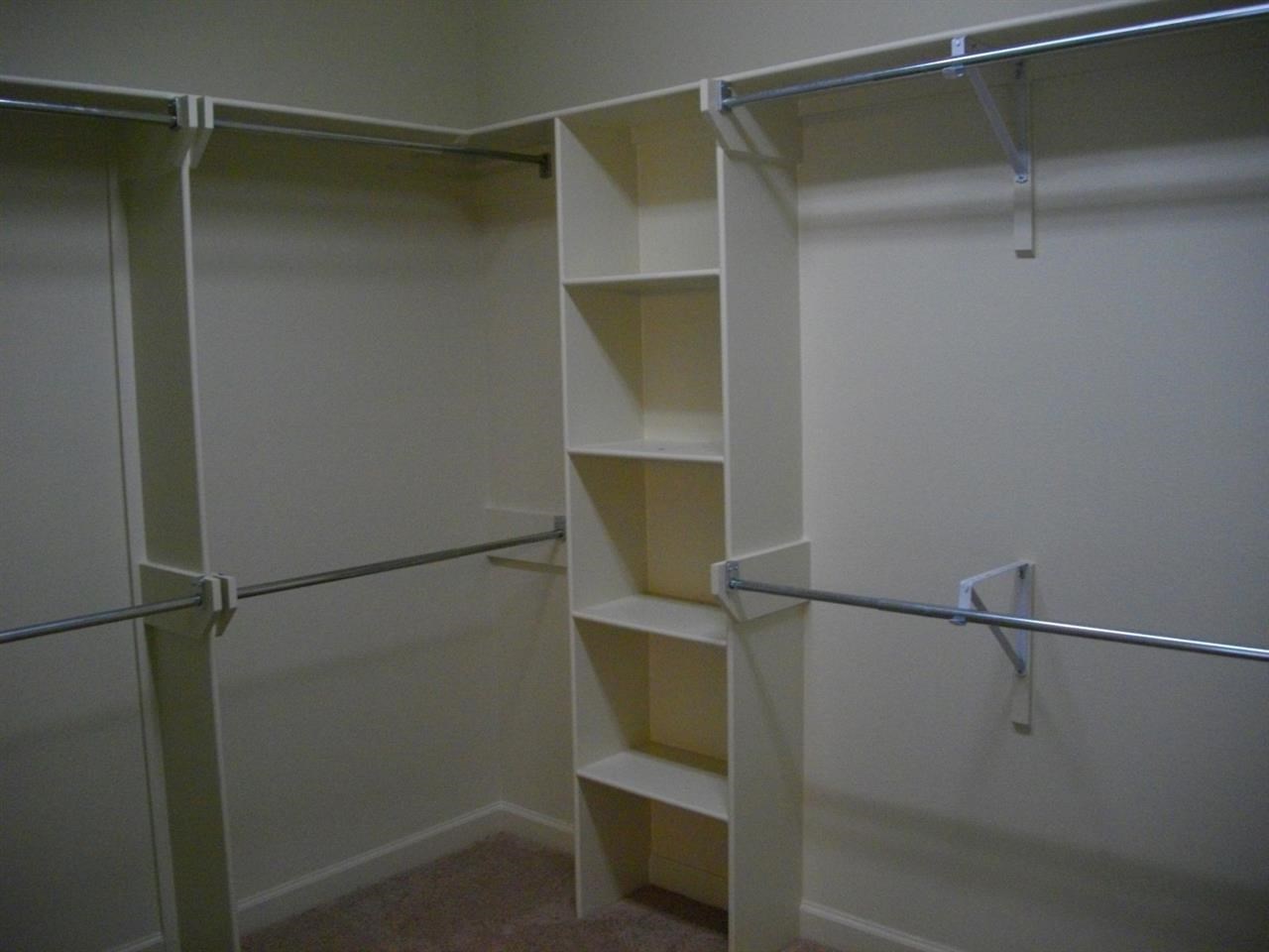 COUNTRY CLUB OF ARK THE - Residential