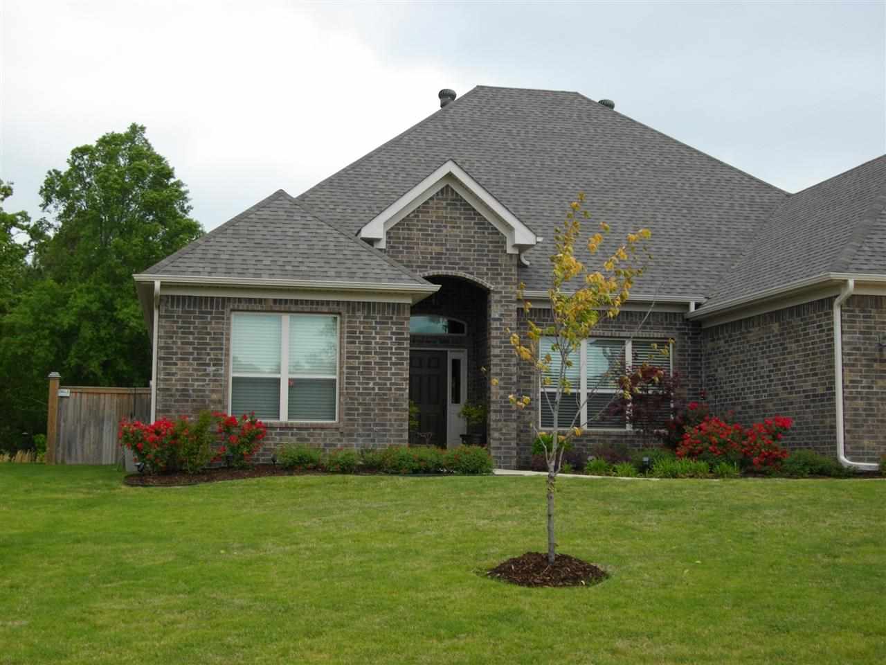 COUNTRY CLUB OF ARK THE - Residential