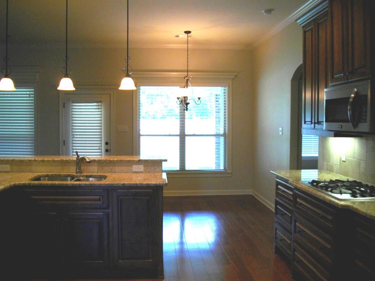 COUNTRY CLUB OF ARK THE - Residential