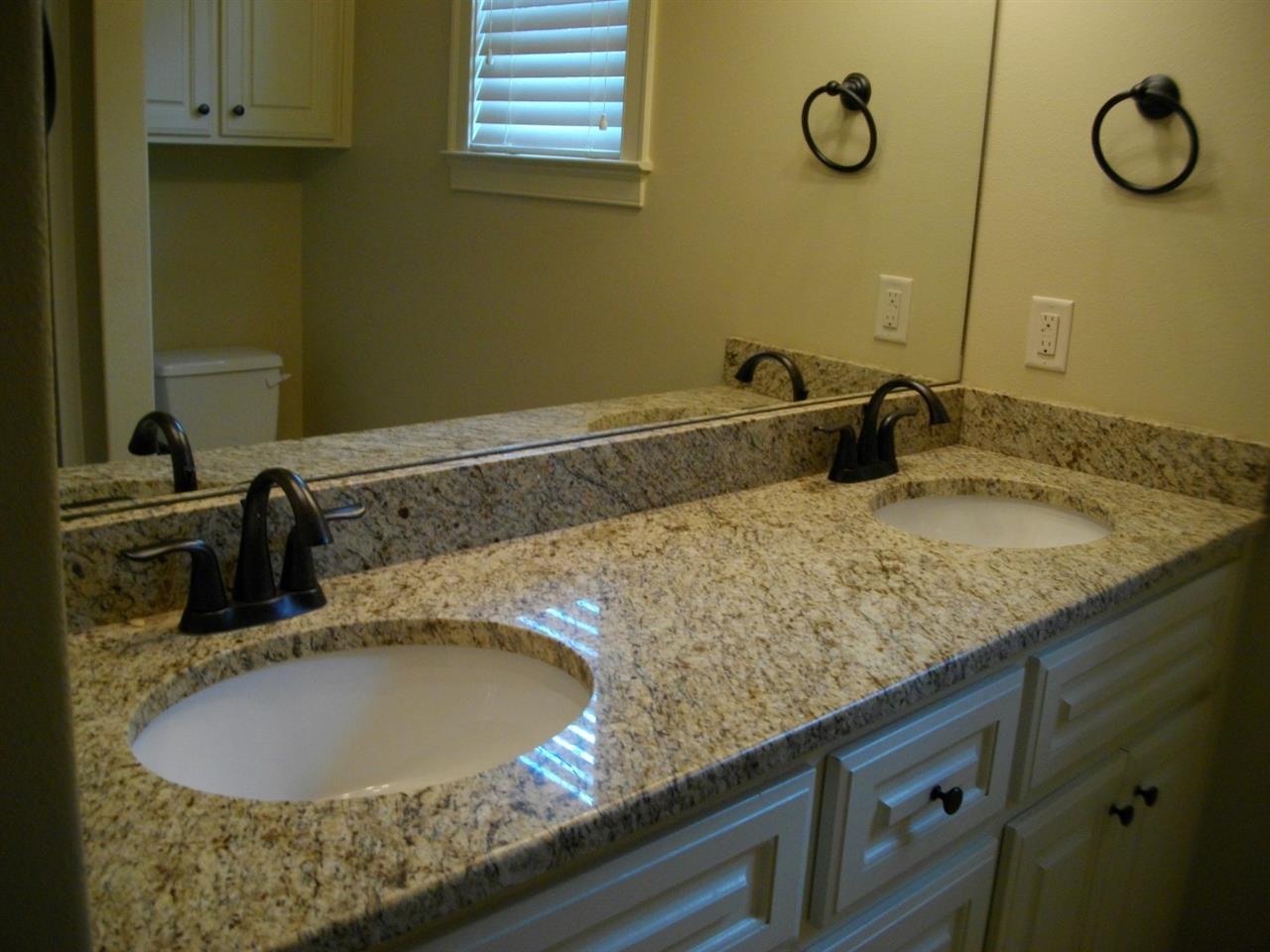 COUNTRY CLUB OF ARK THE - Residential