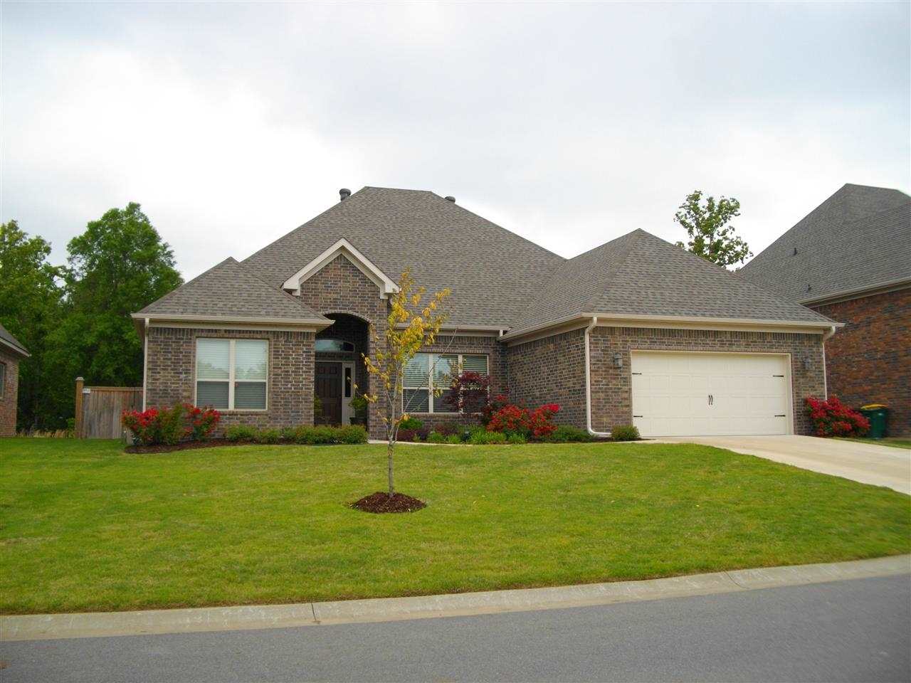 COUNTRY CLUB OF ARK THE - Residential