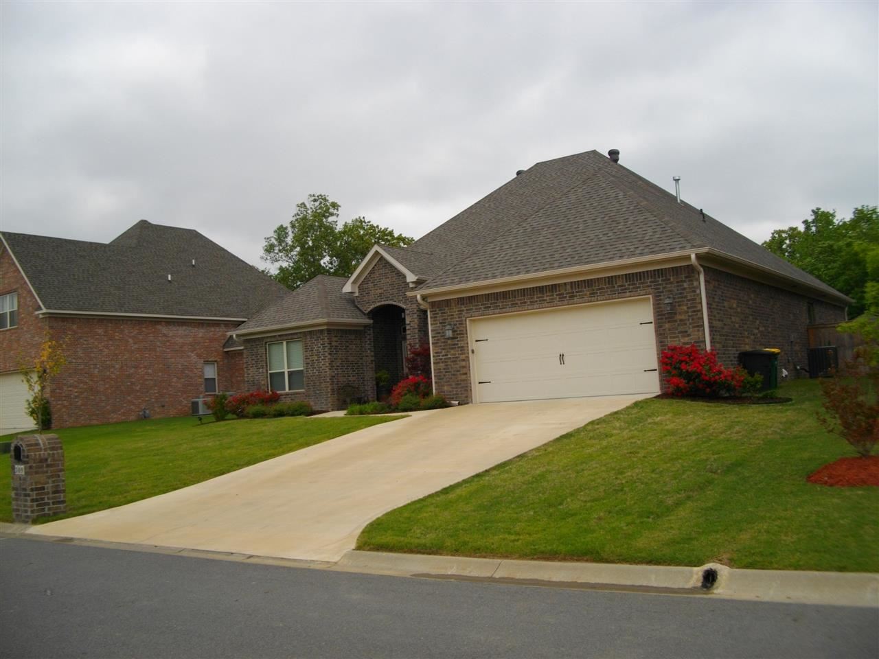 COUNTRY CLUB OF ARK THE - Residential