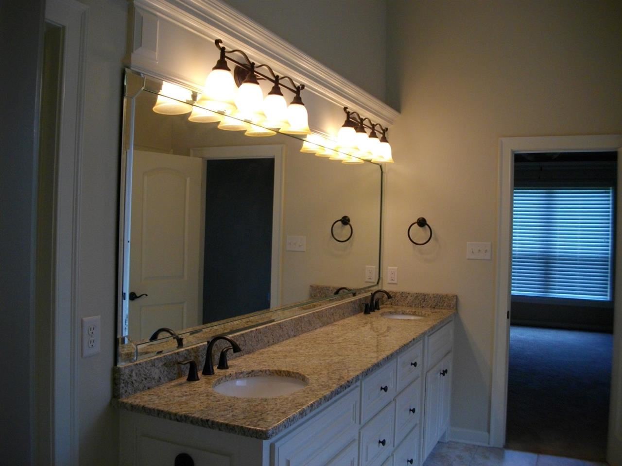 COUNTRY CLUB OF ARK THE - Residential