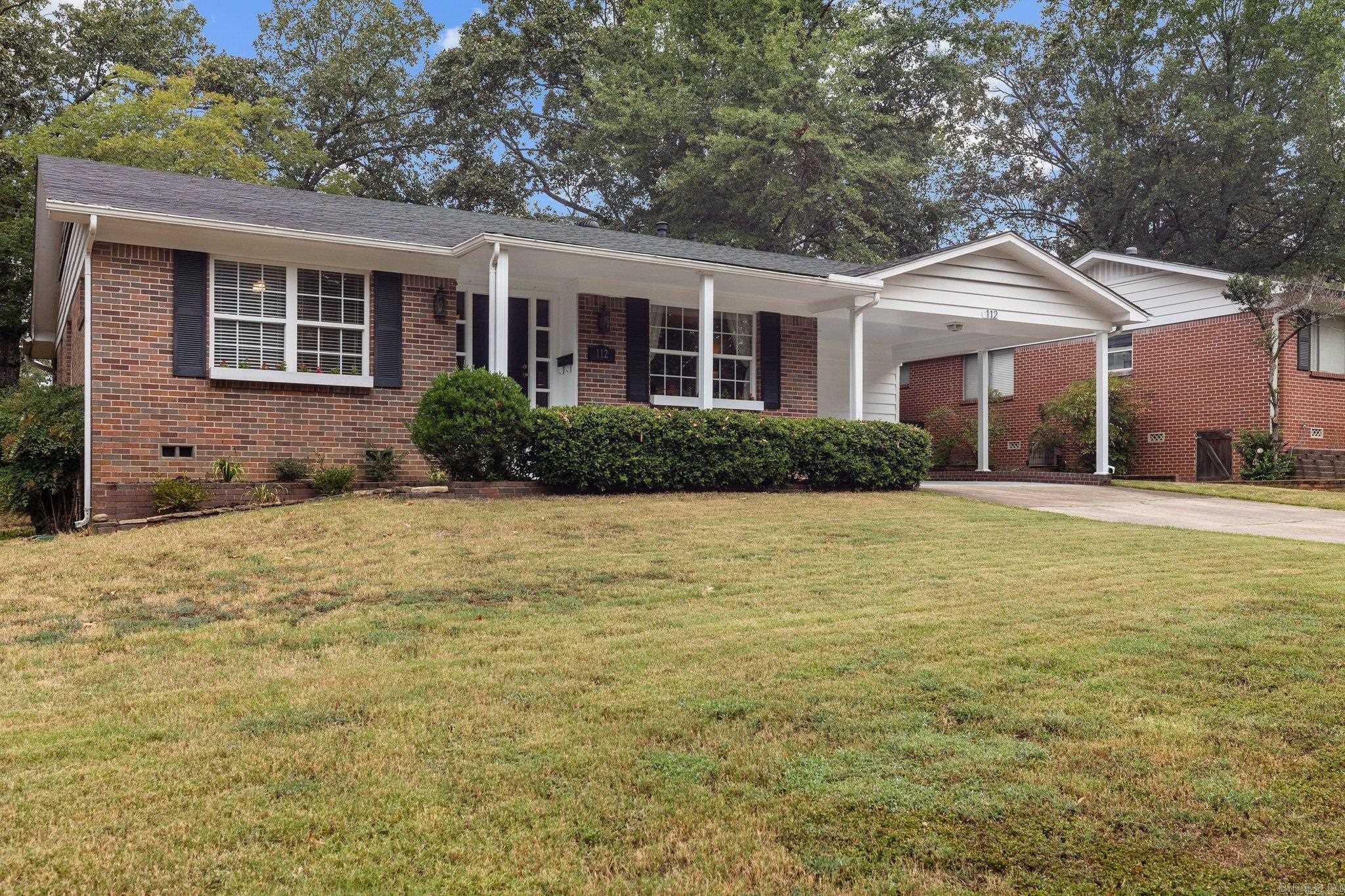 PLAZA TERRACE - Residential