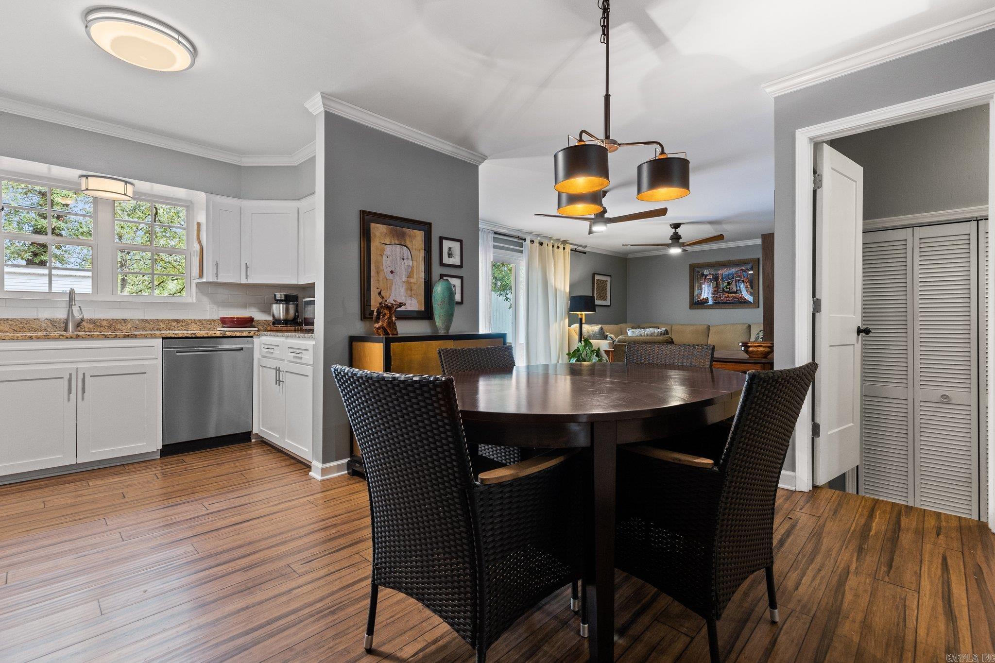 PLAZA TERRACE - Residential