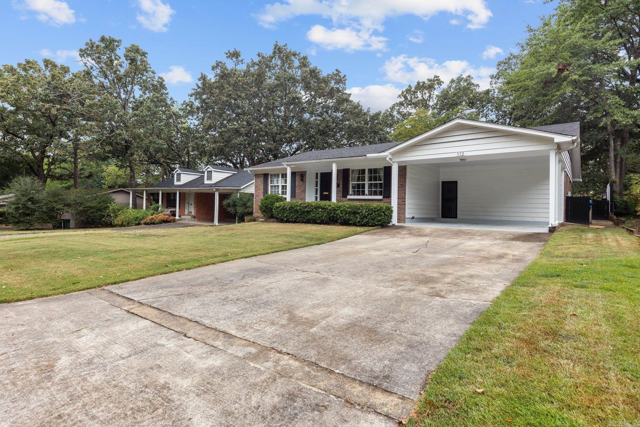 PLAZA TERRACE - Residential