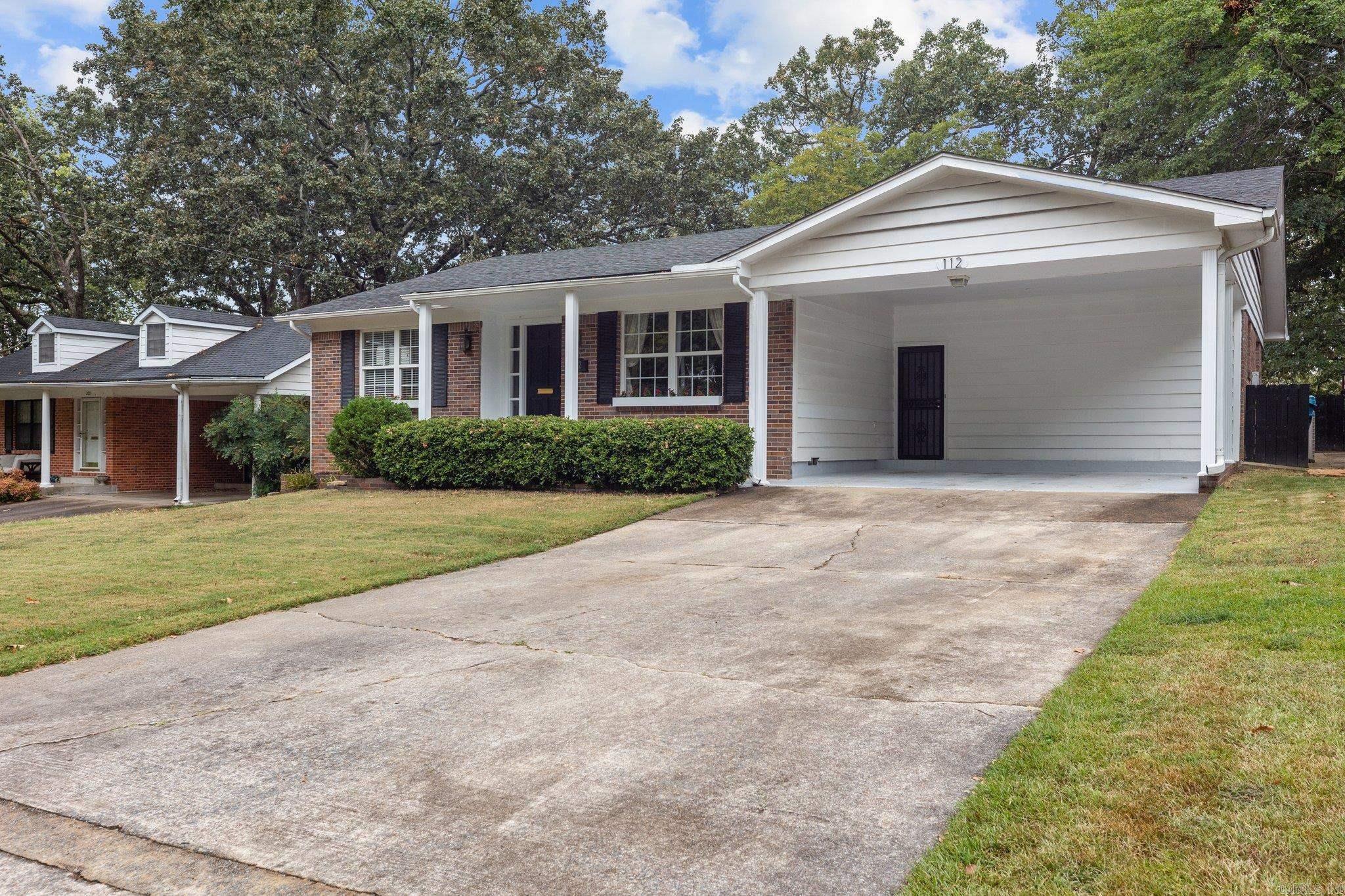 PLAZA TERRACE - Residential