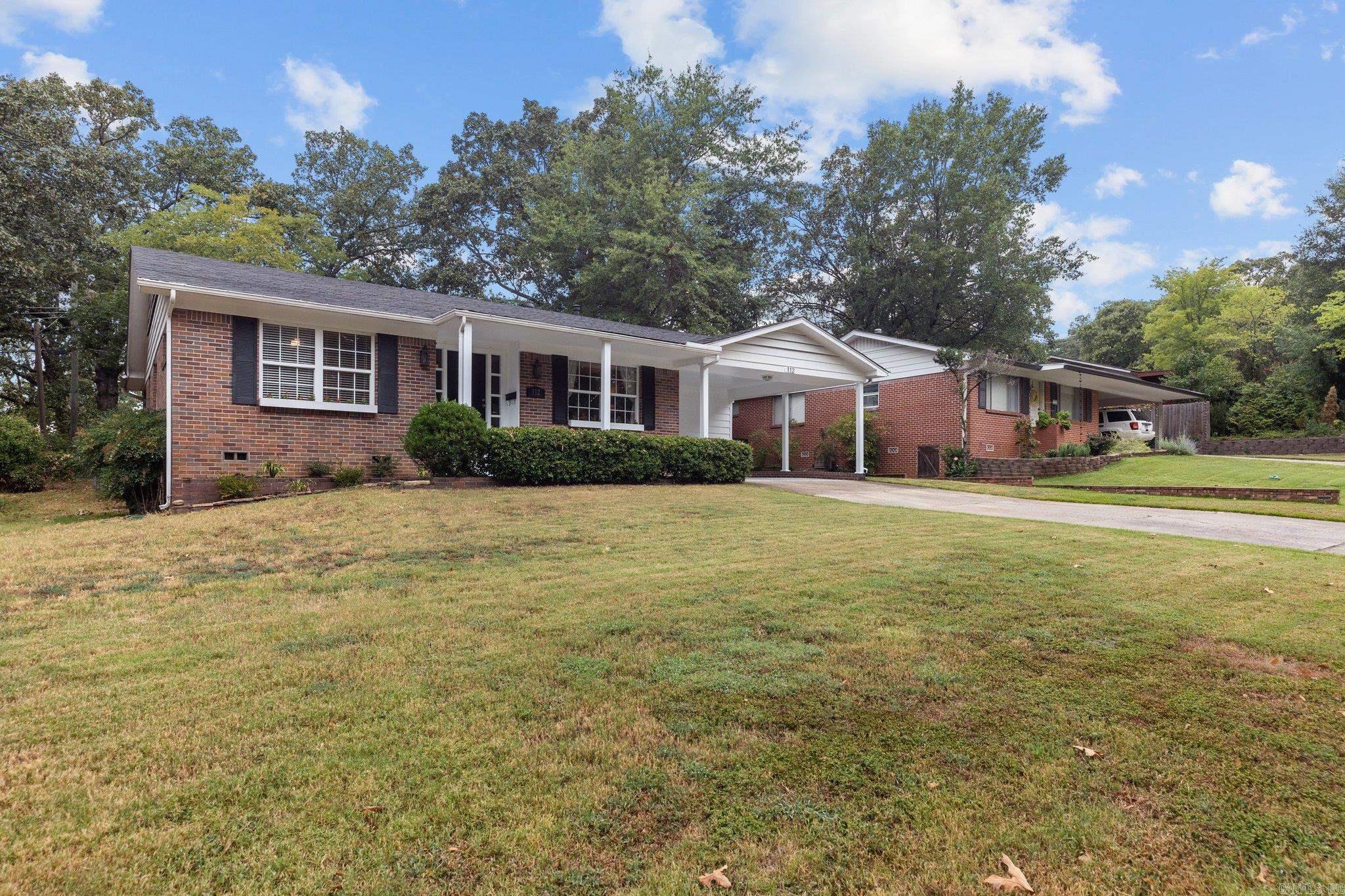 PLAZA TERRACE - Residential