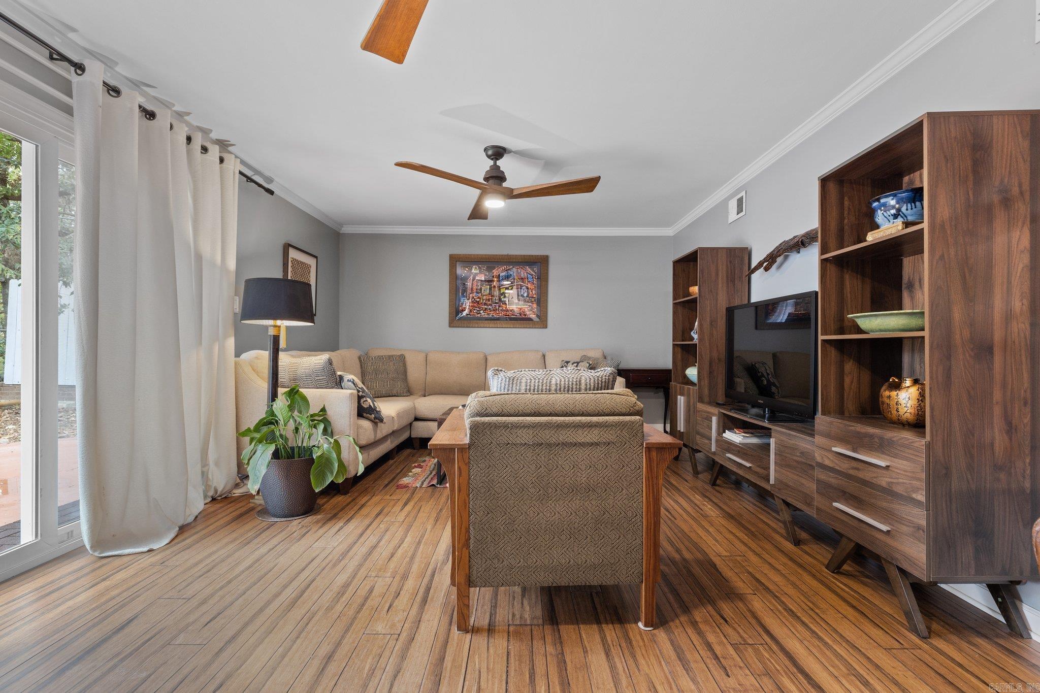 PLAZA TERRACE - Residential