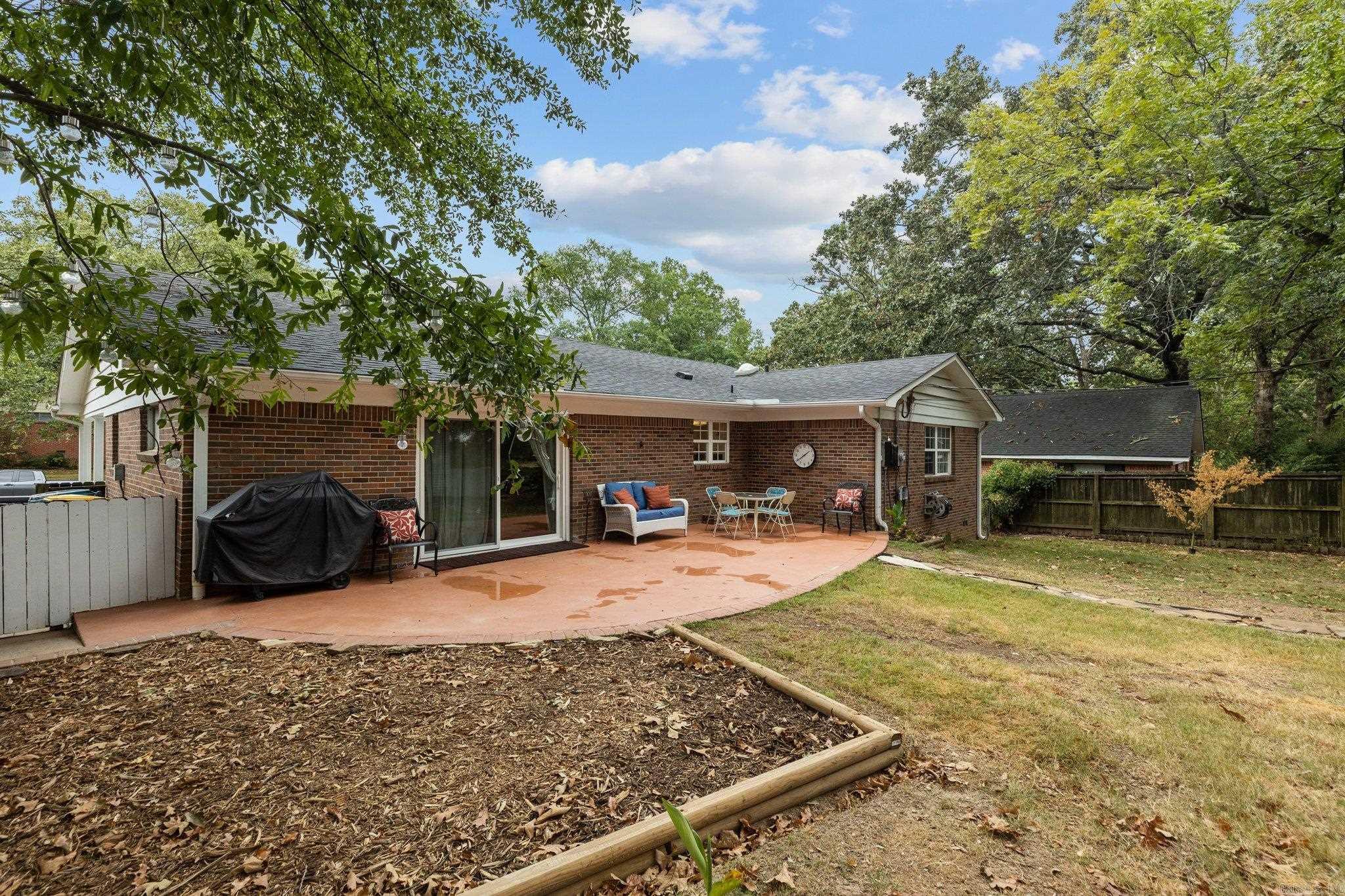 PLAZA TERRACE - Residential