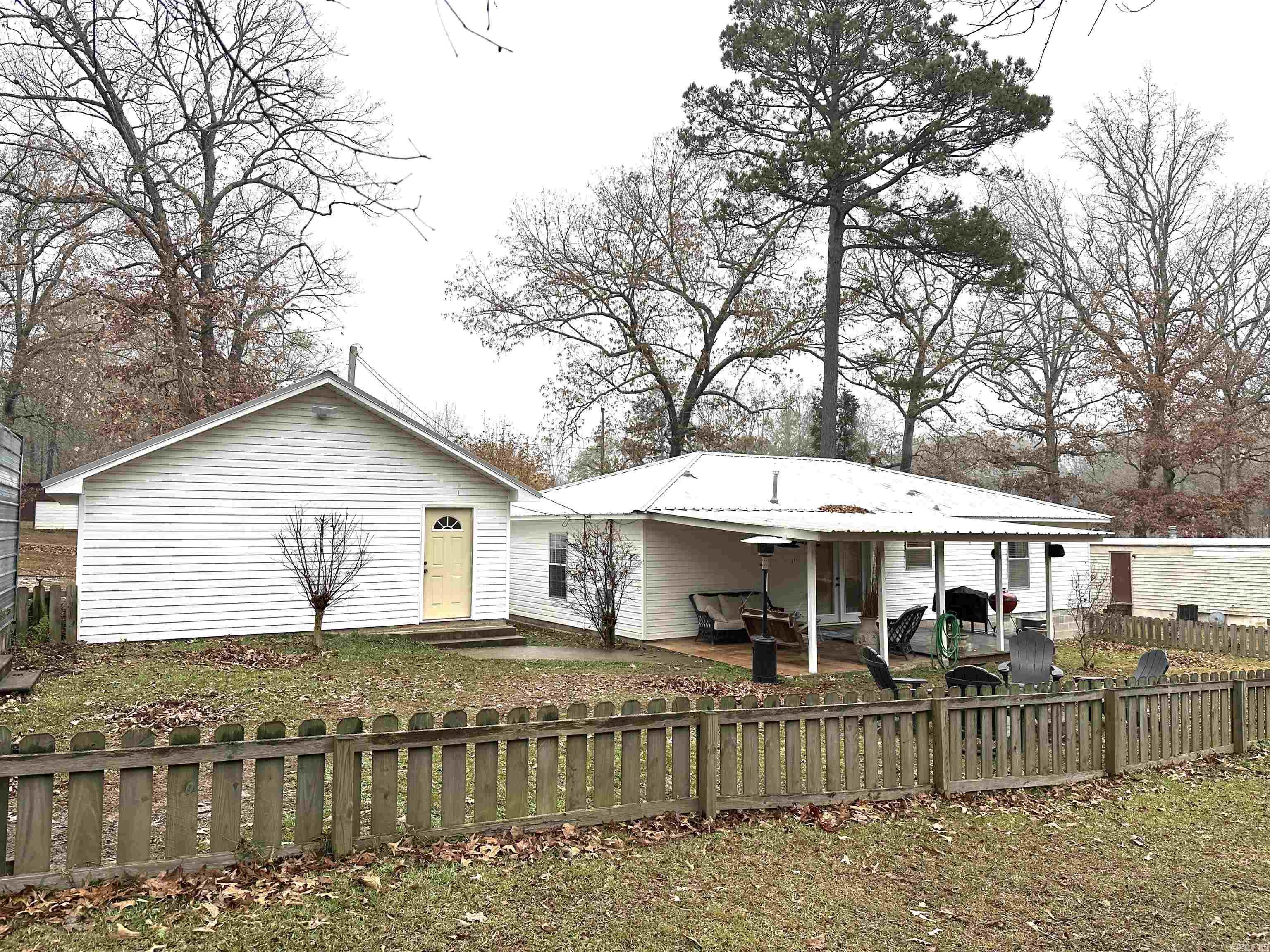 PARADISE VALLEY - Residential