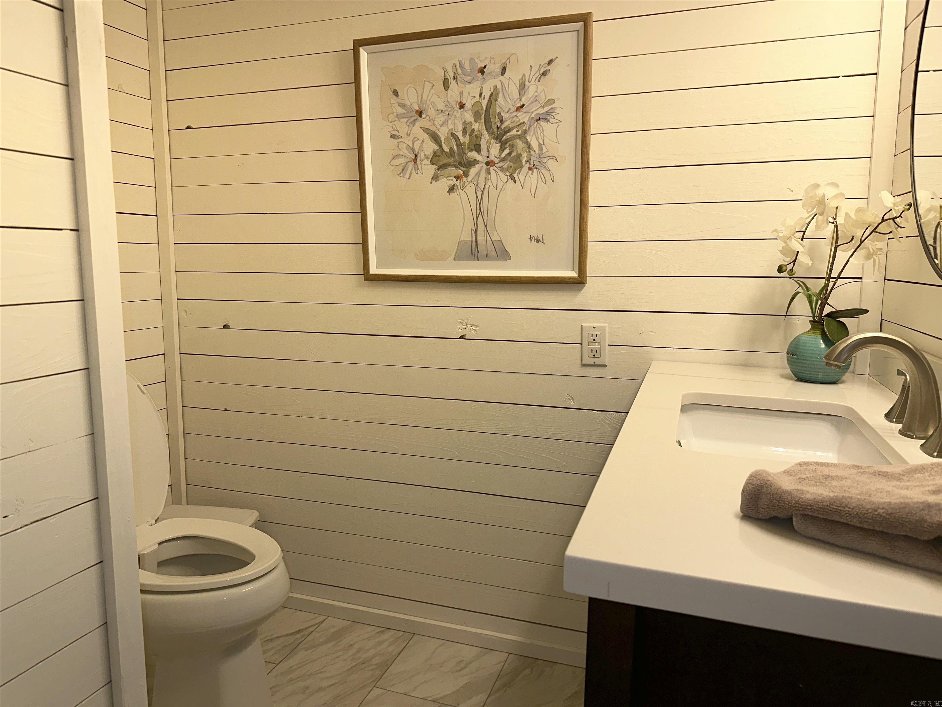 PARADISE VALLEY - Residential