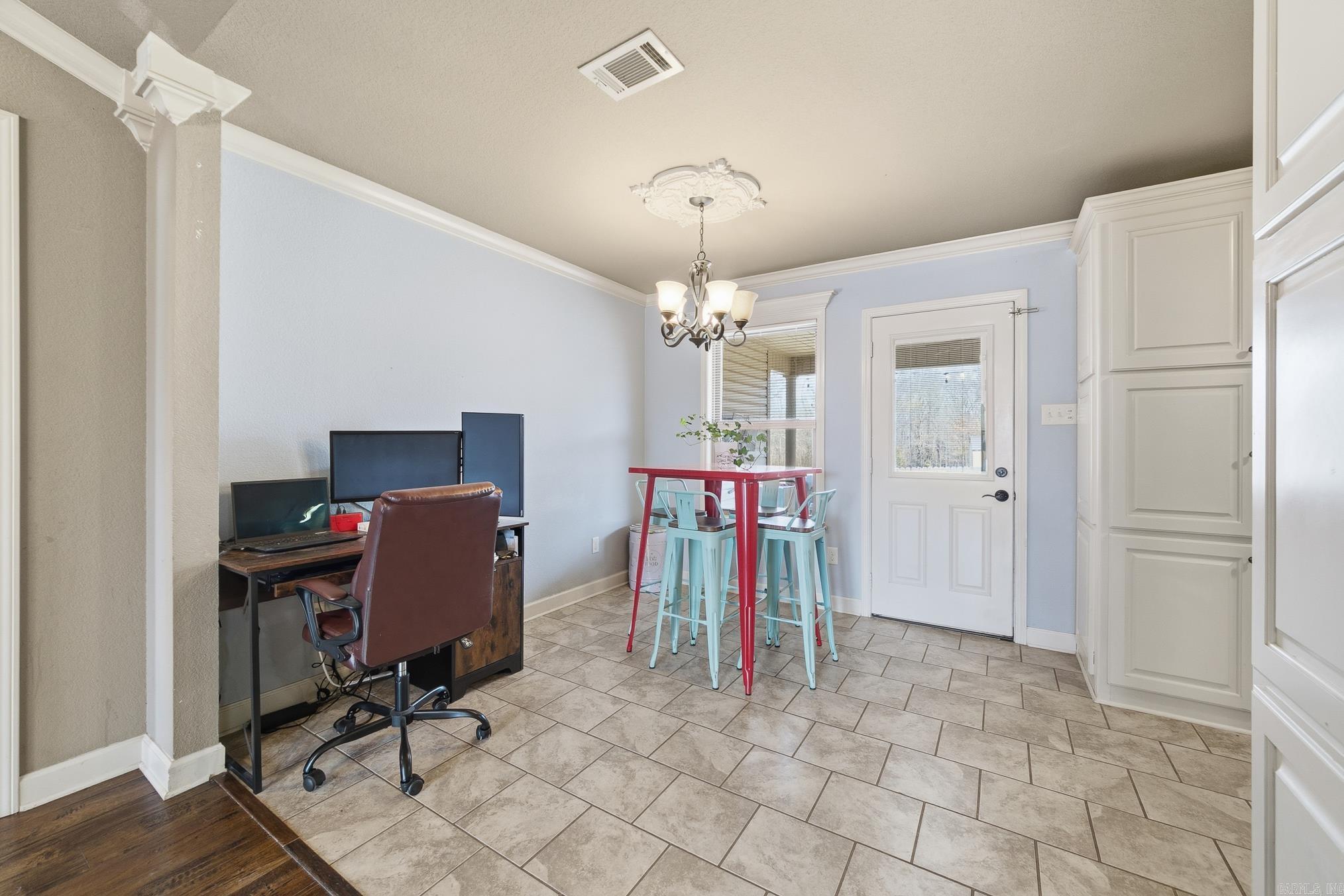 HUNTINGTON PLACE - Residential