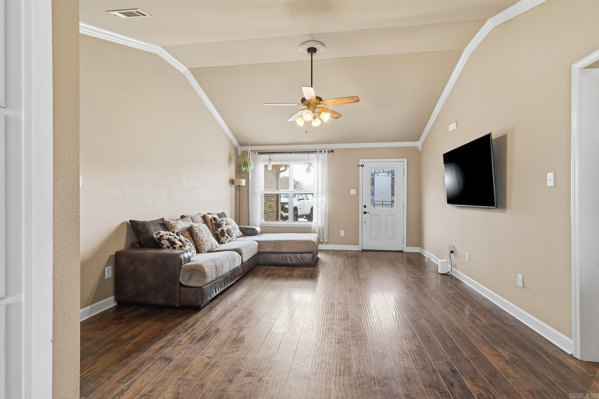 HUNTINGTON PLACE - Residential