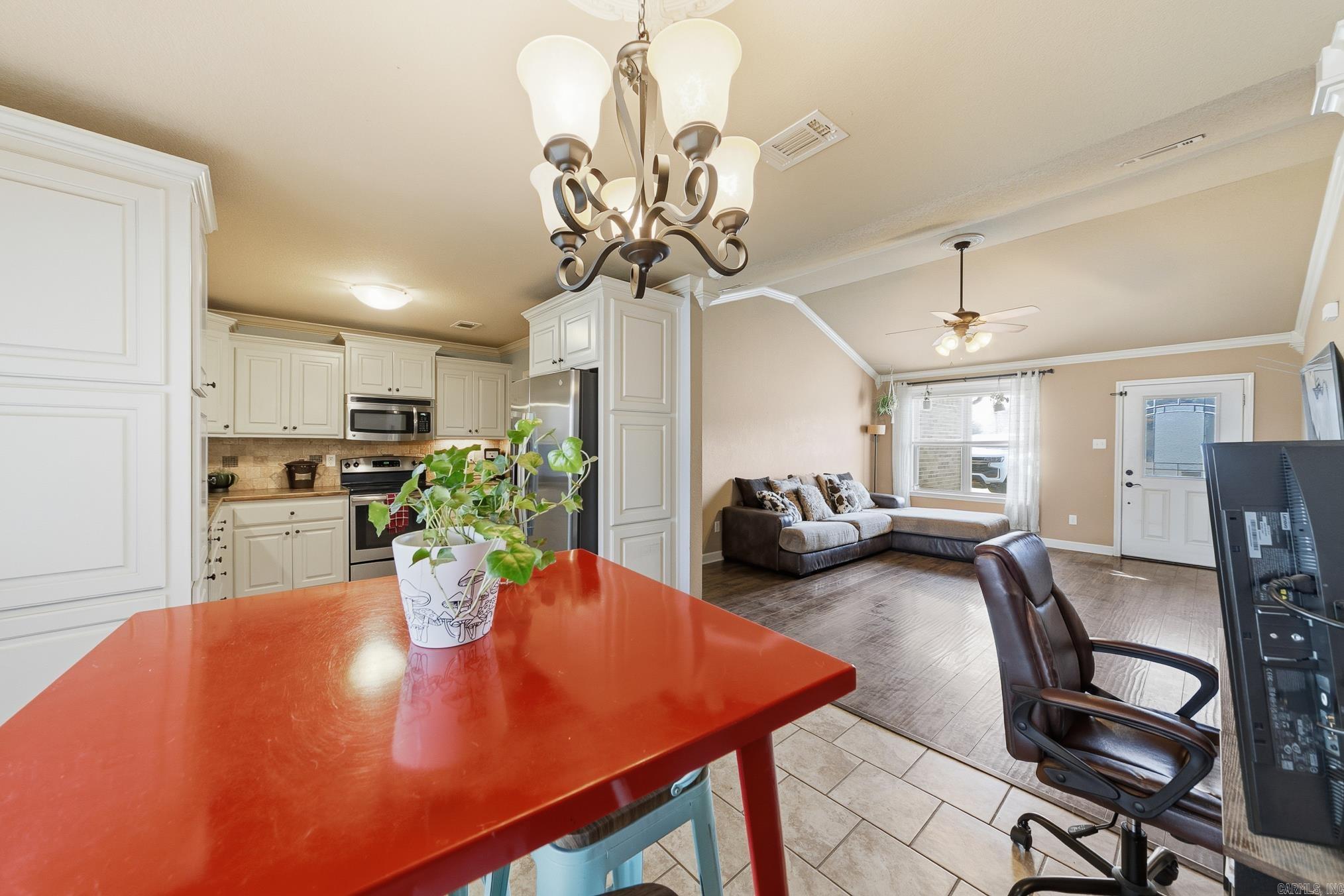 HUNTINGTON PLACE - Residential