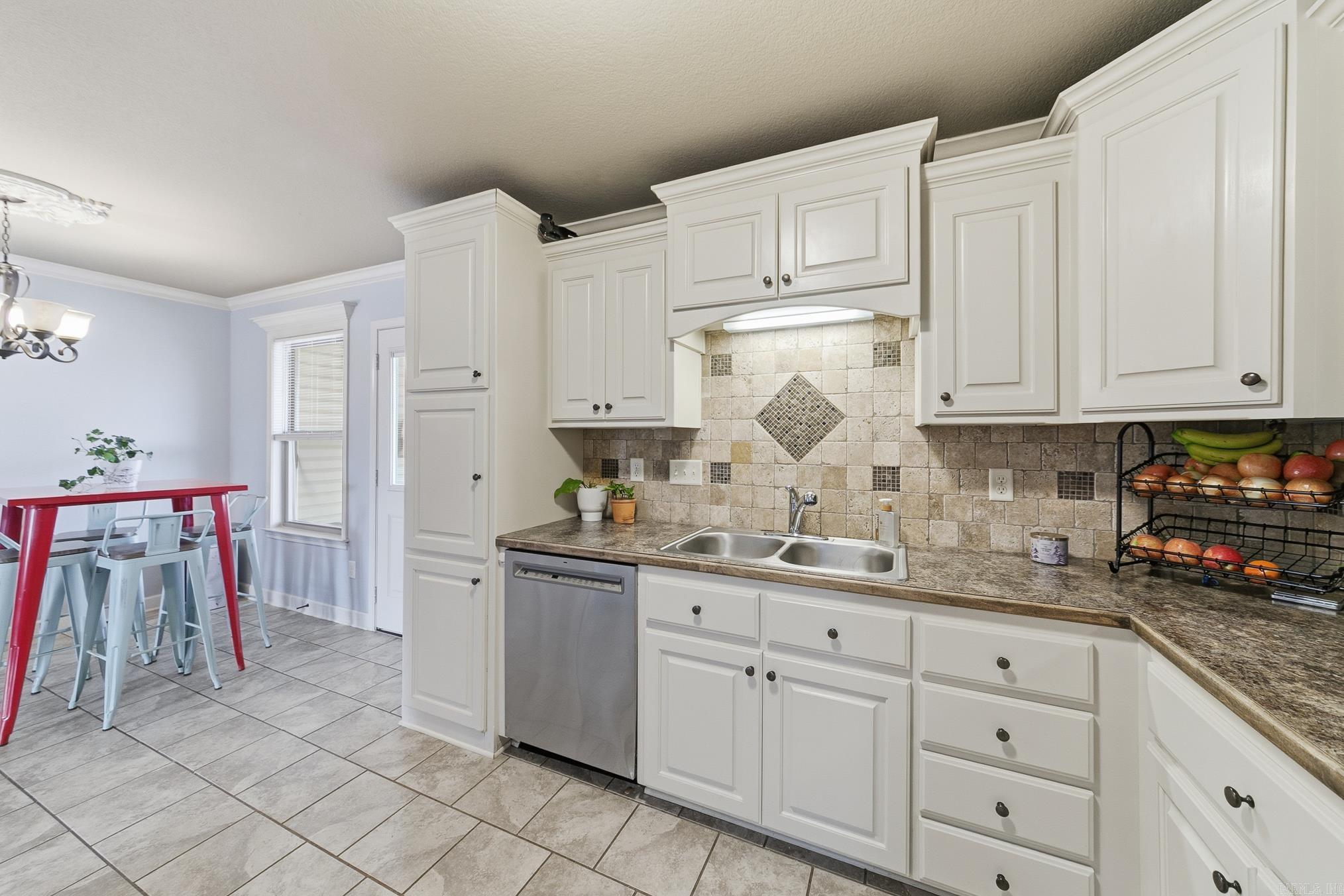 HUNTINGTON PLACE - Residential