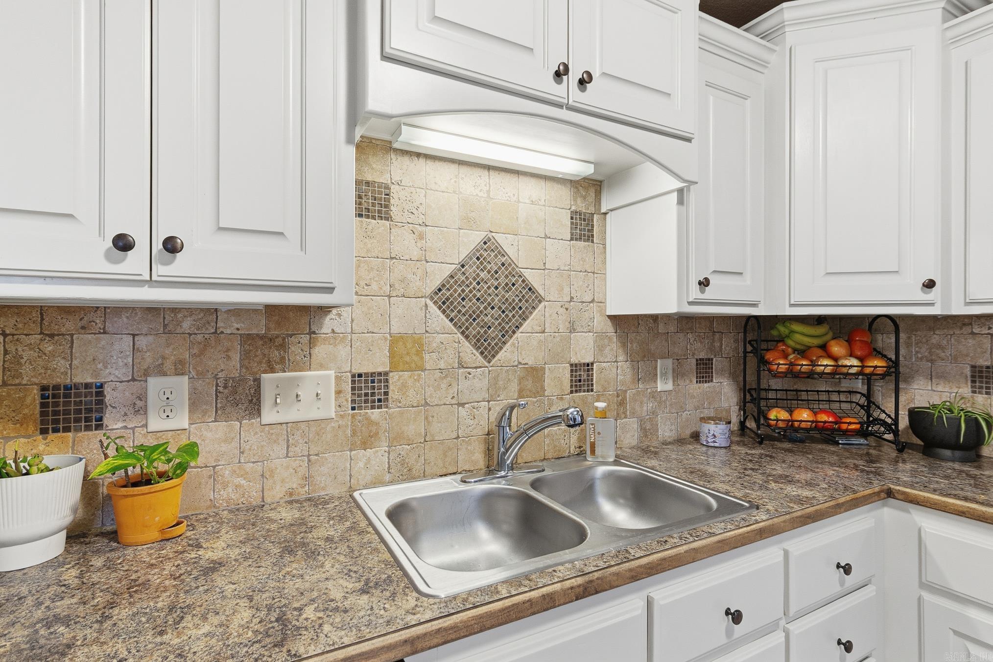 HUNTINGTON PLACE - Residential