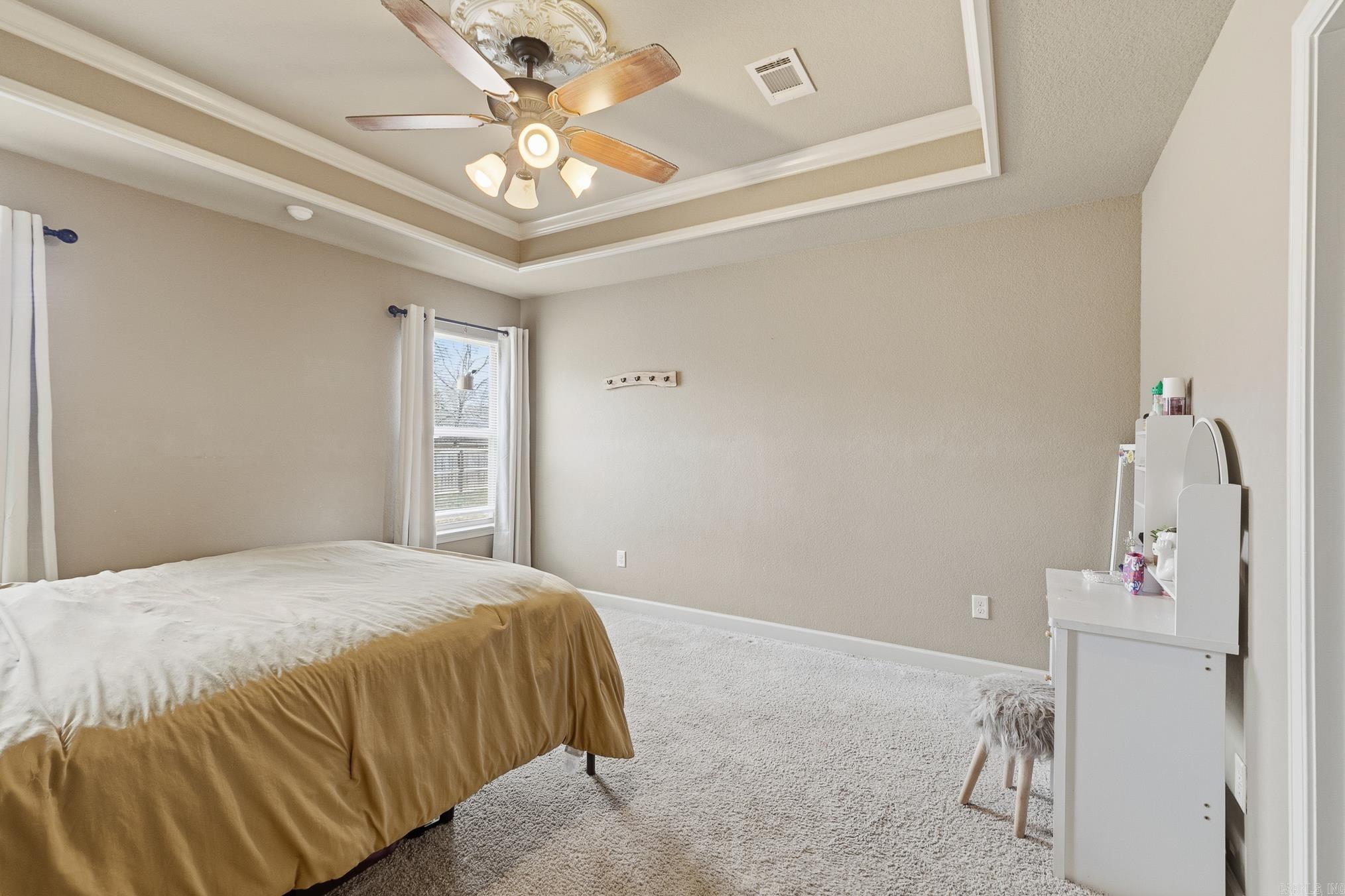 HUNTINGTON PLACE - Residential