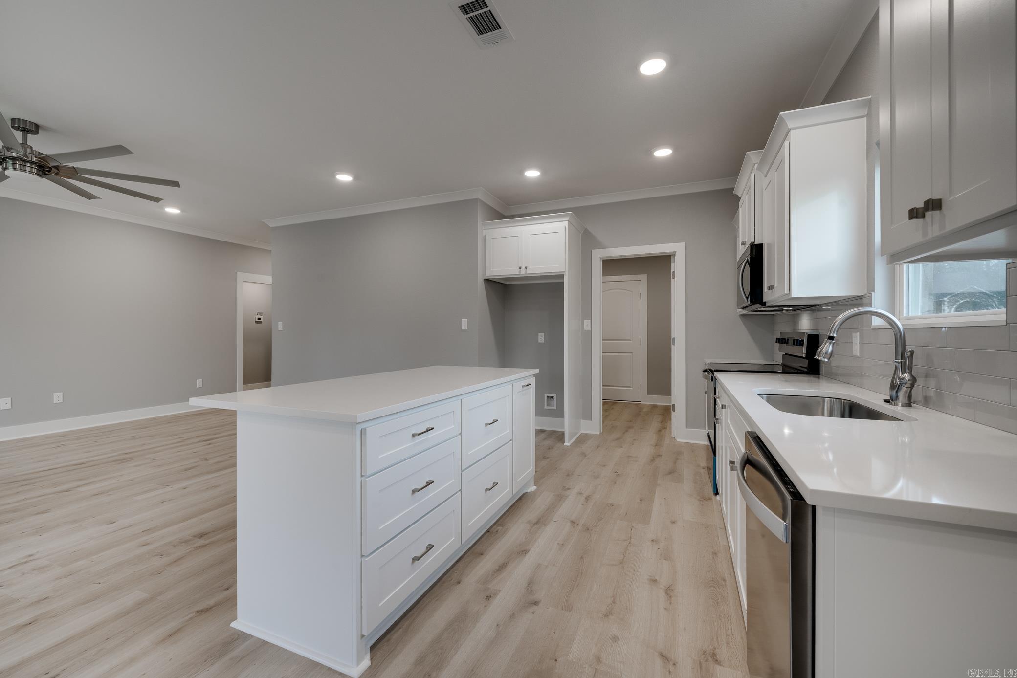 IRVING ADDN - Residential