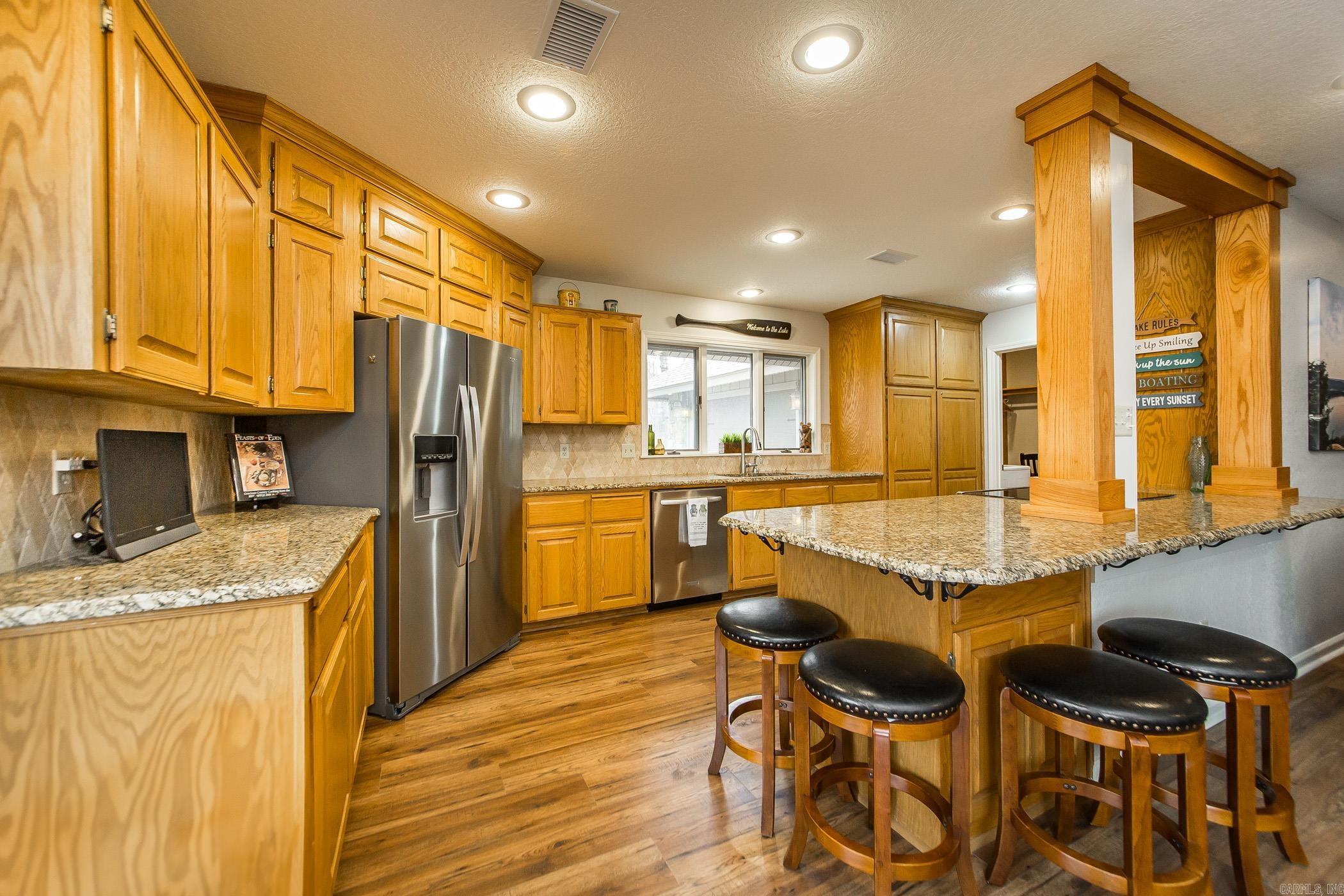 Eden Isle-Country Club - Residential