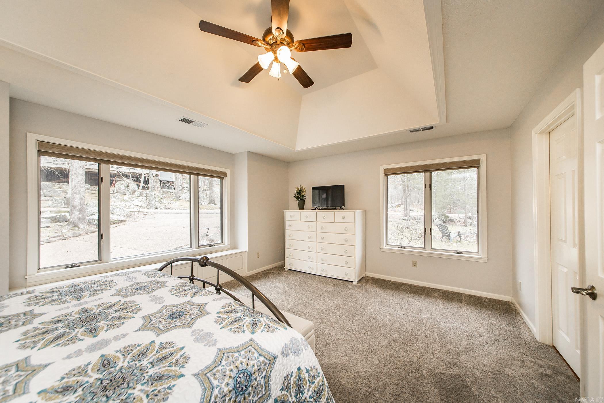 Eden Isle-Country Club - Residential