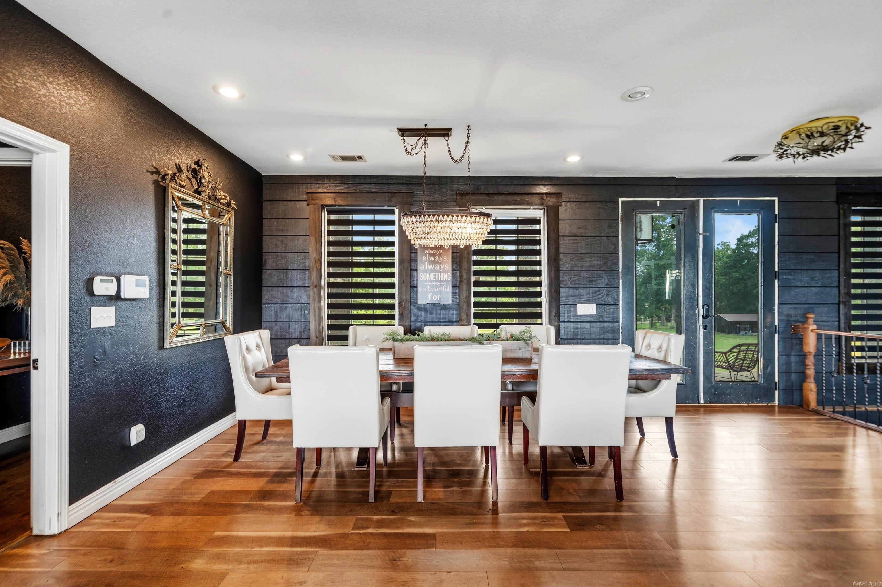 Metes & Bounds - Residential