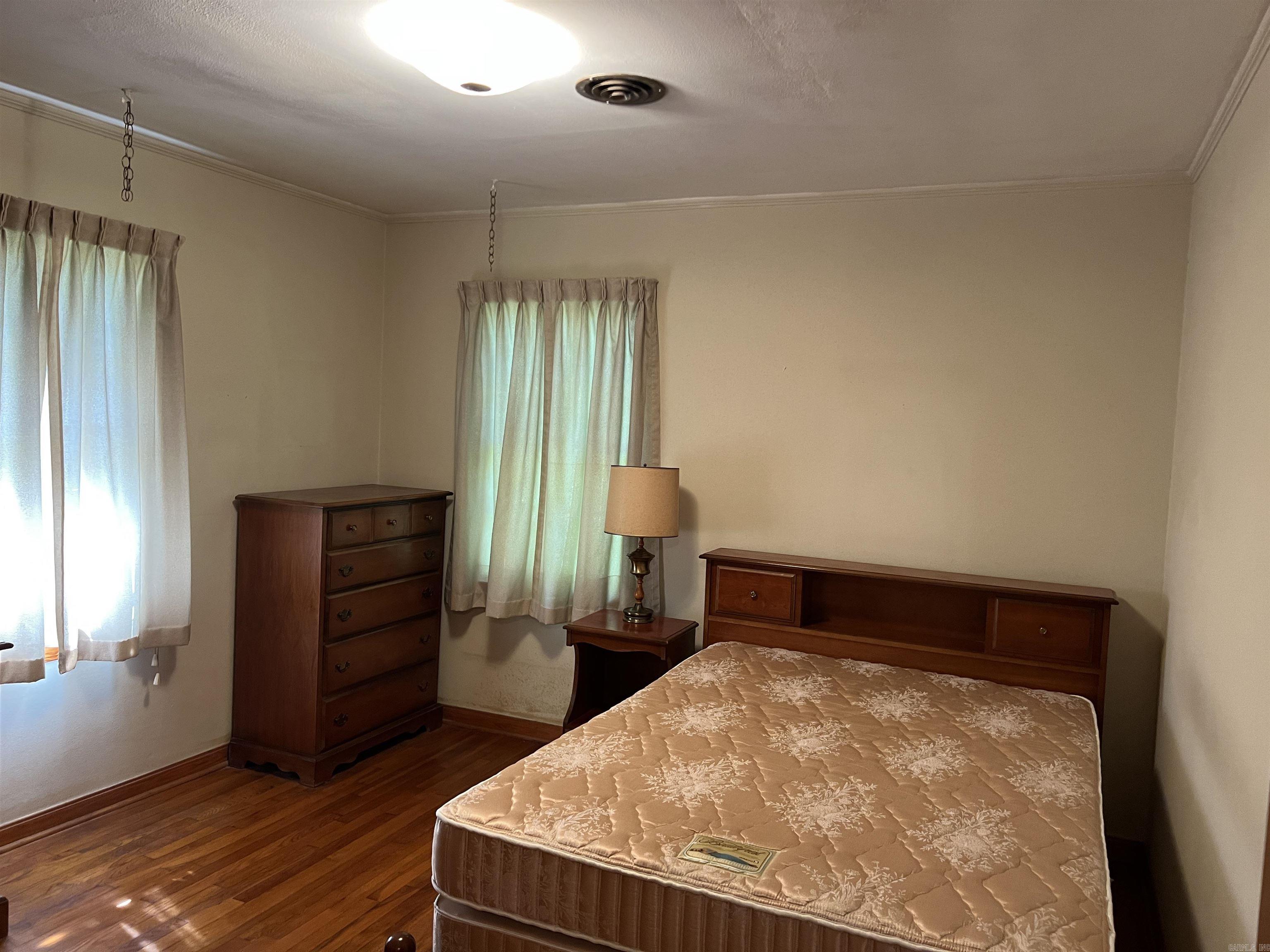 Ellis - Residential