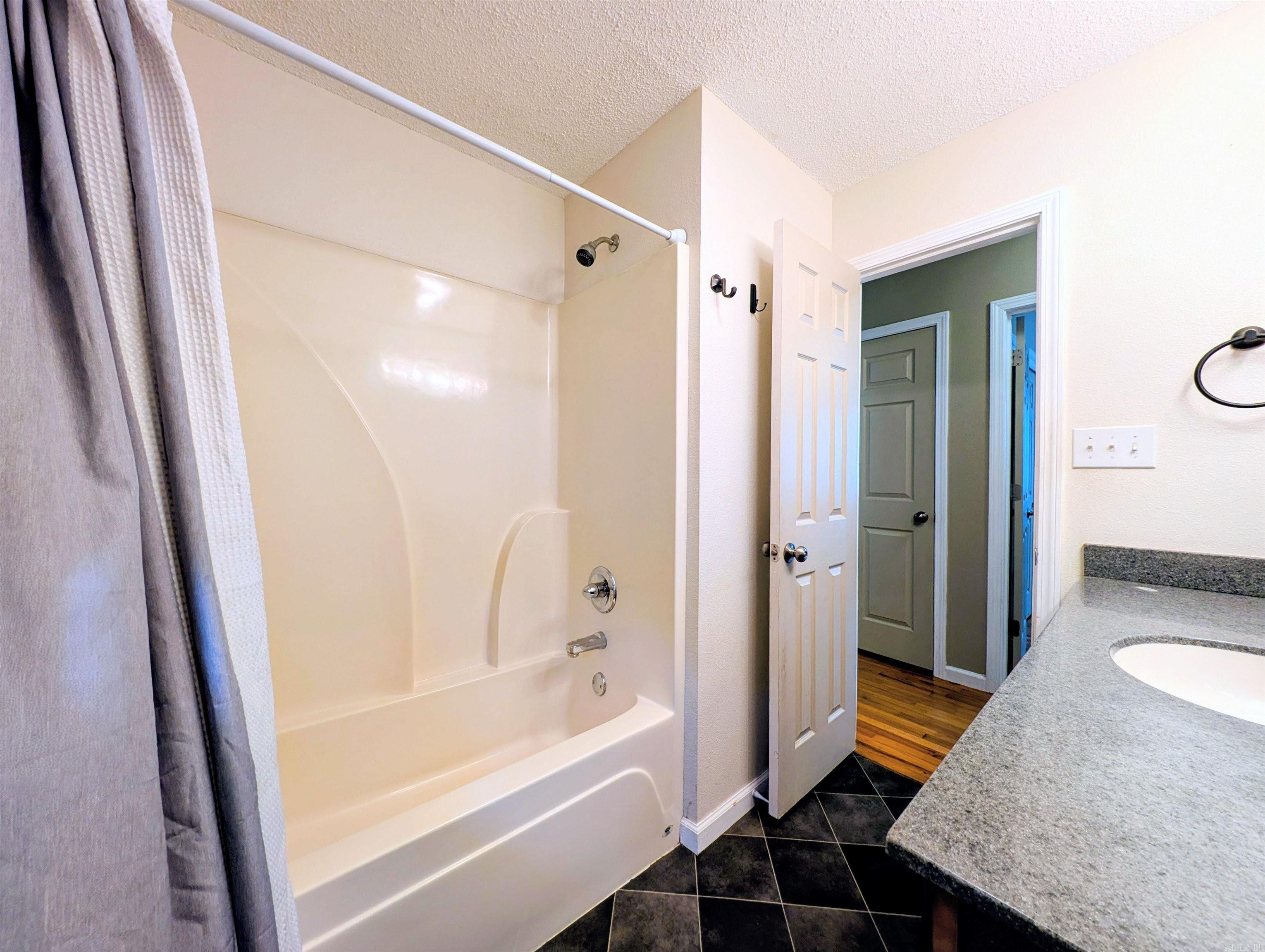 OPPELO ESTATES - Residential