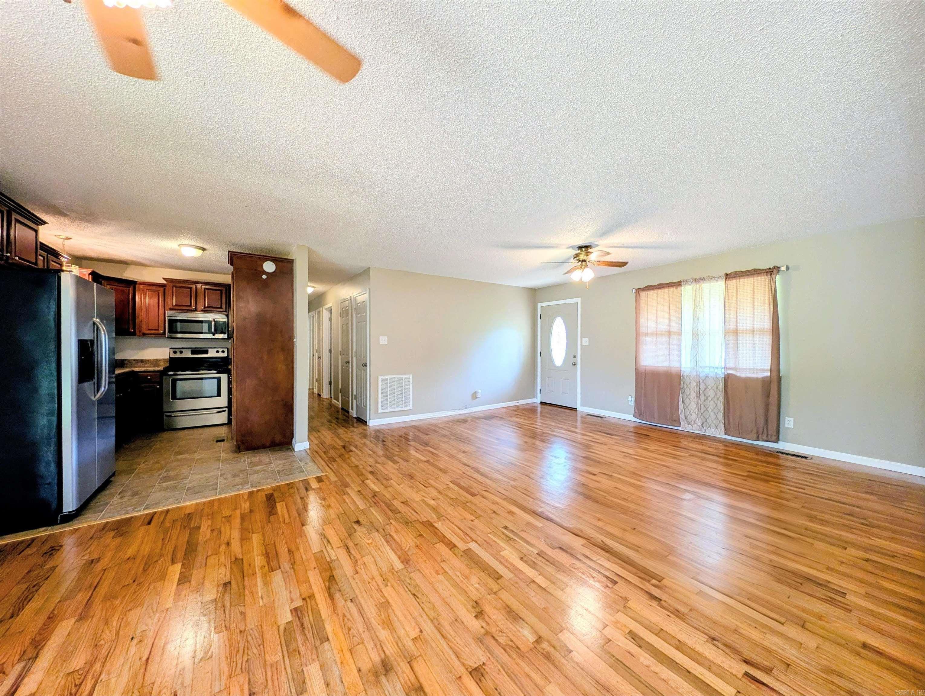 OPPELO ESTATES - Residential